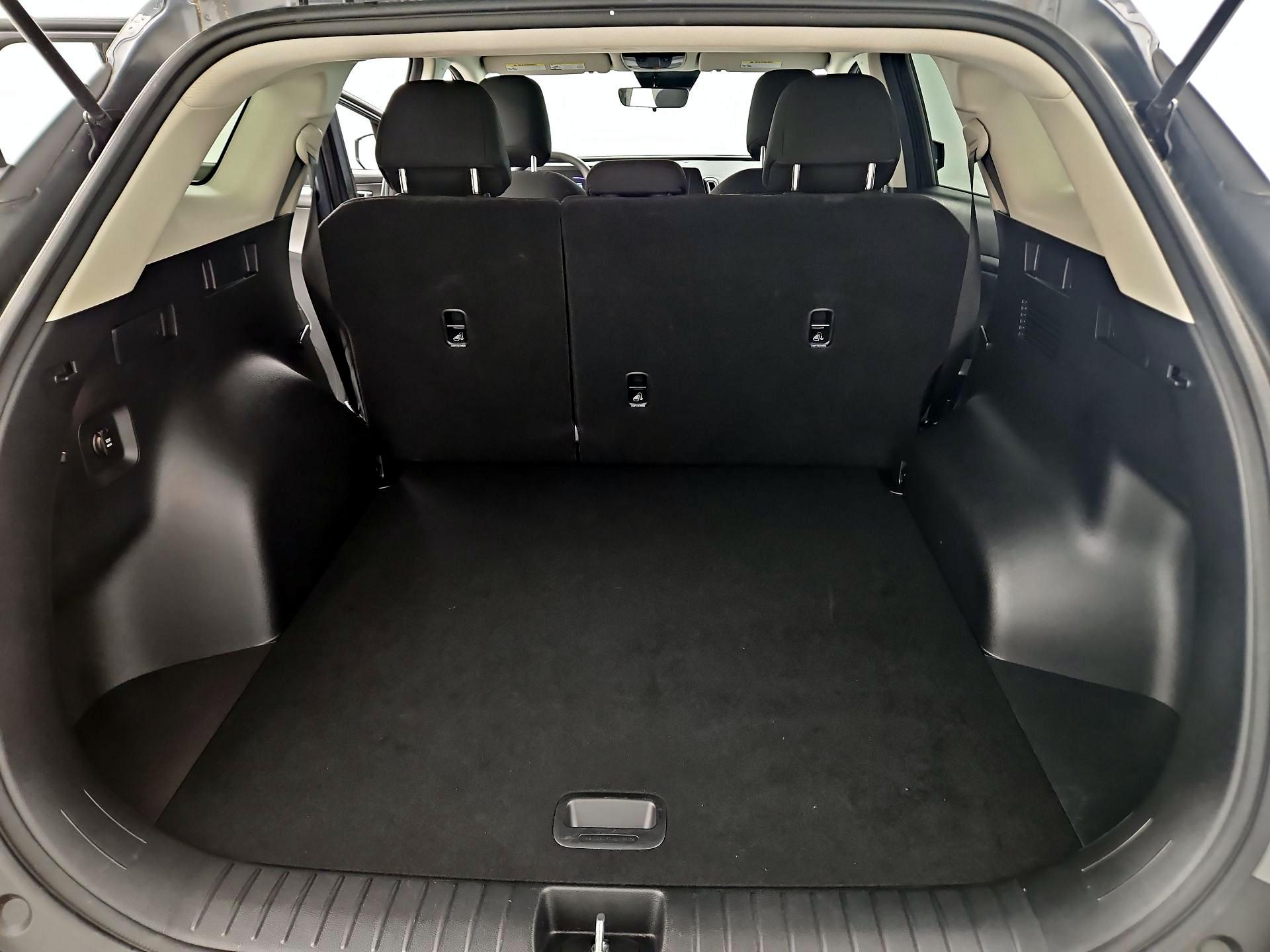 Thumbnail: 2023 Kia Sportage - 20