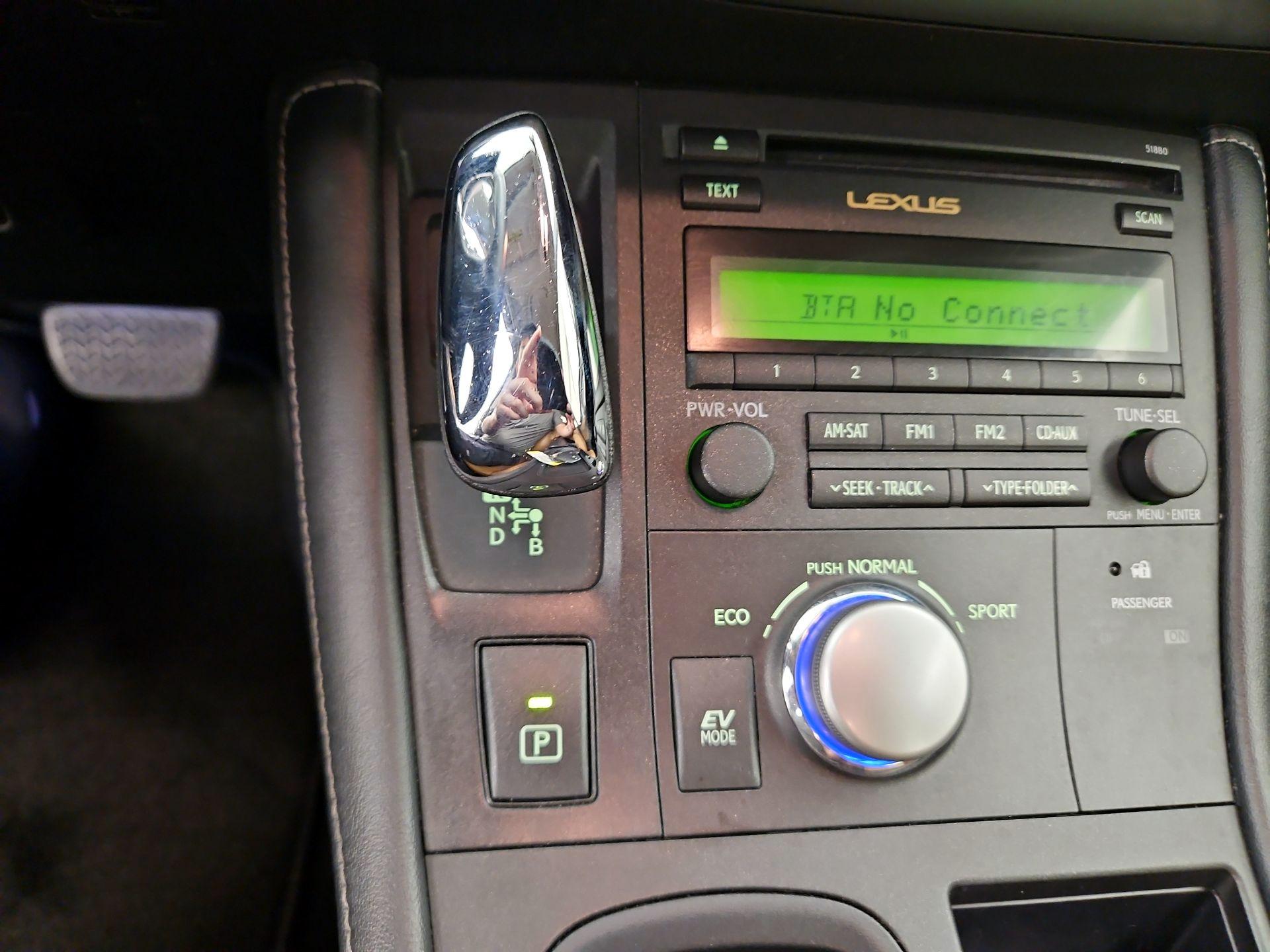 Thumbnail: 2013 Lexus CT - 16