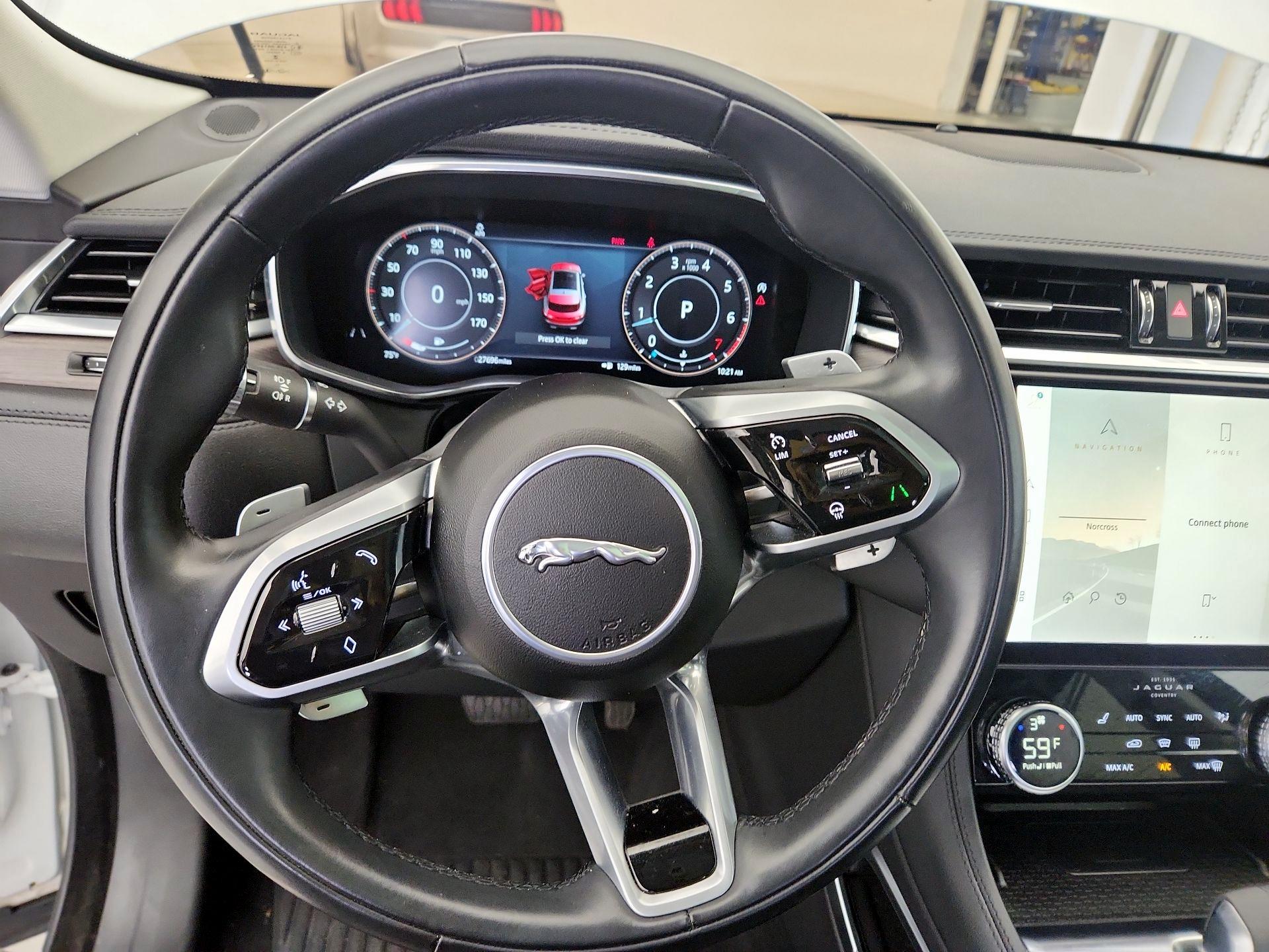 Thumbnail: 2021 Jaguar F-Pace - 10