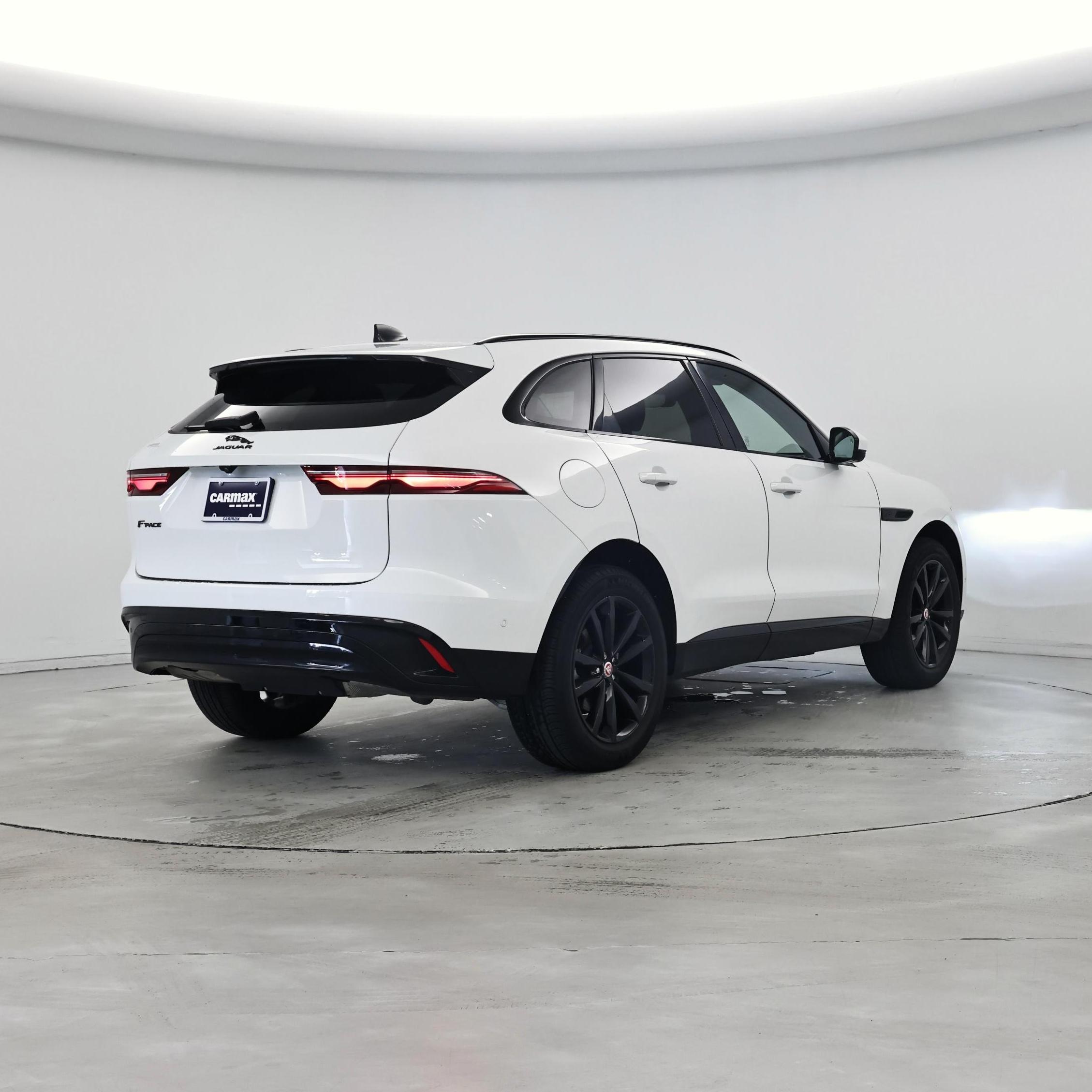 Thumbnail: 2021 Jaguar F-Pace - 8