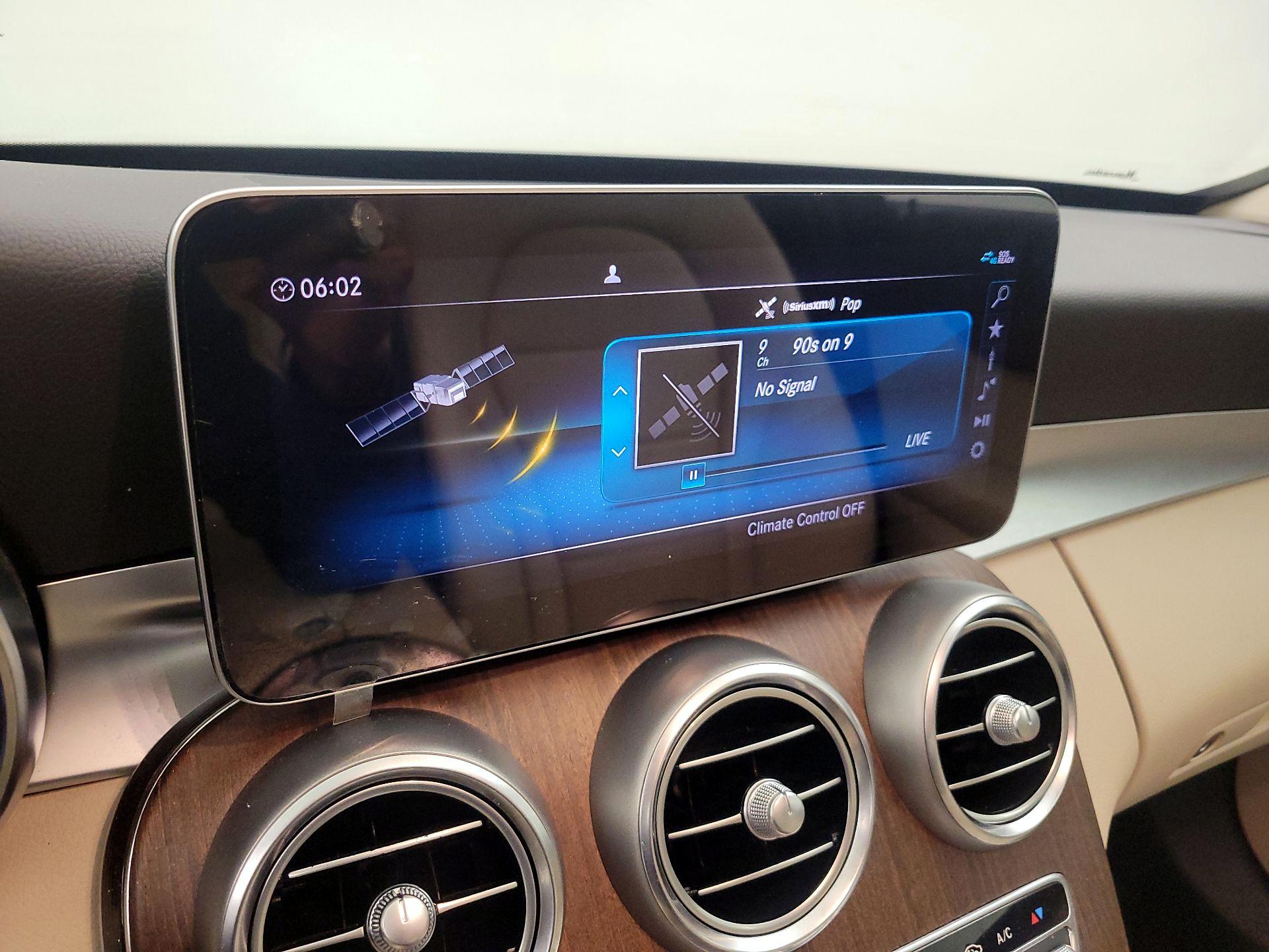 Thumbnail: 2019 Mercedes-Benz C-Class - 16