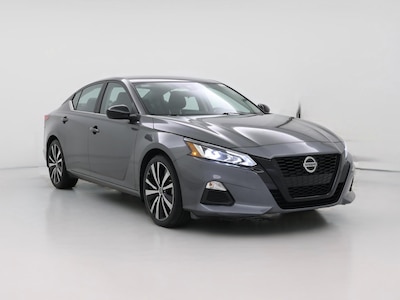 Gray 2022 Nissan Altima SR