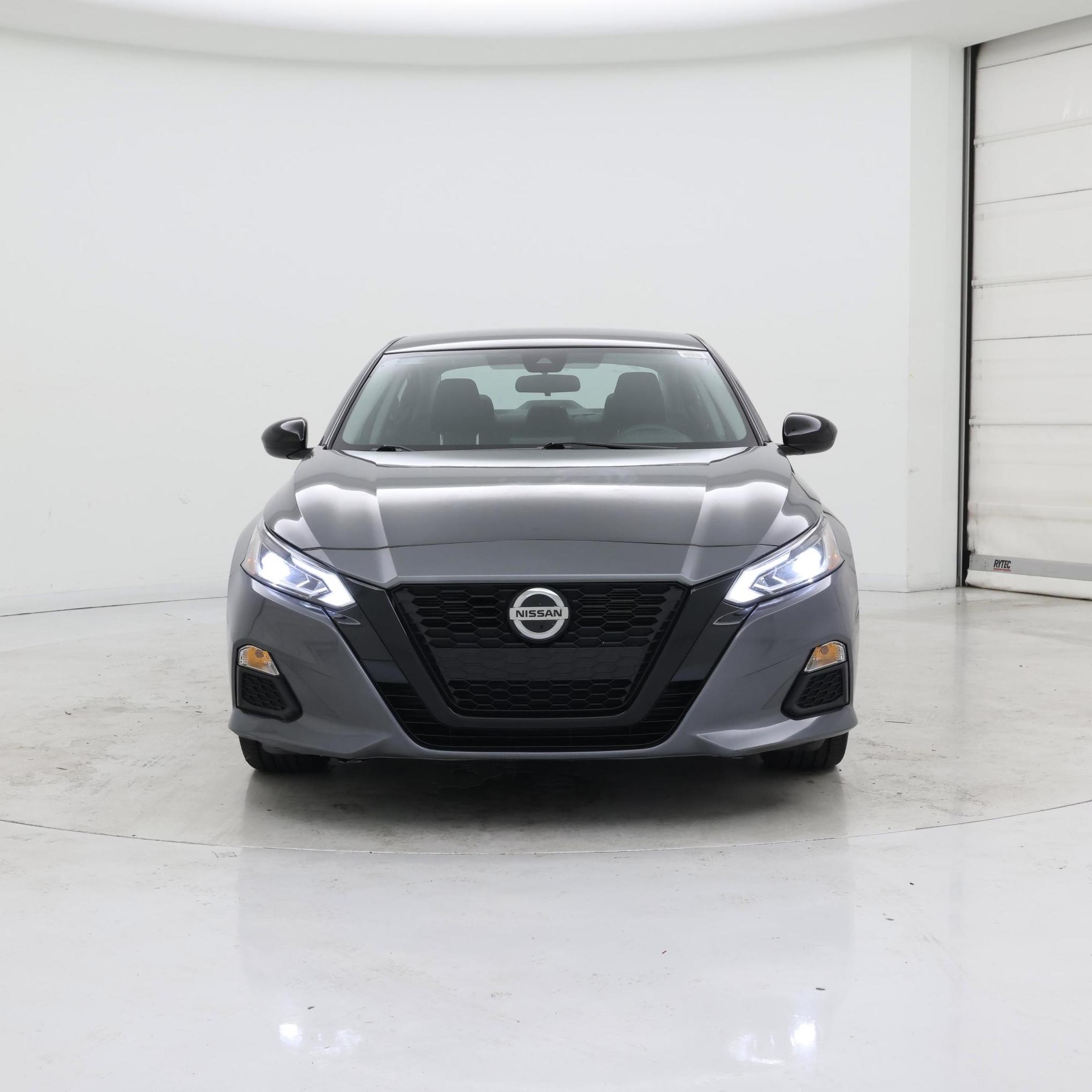 Thumbnail: 2022 Nissan Altima - 5