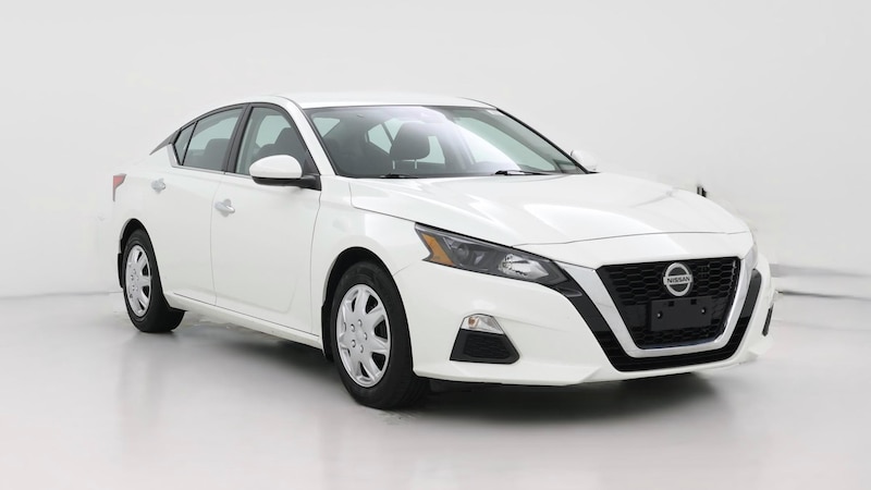 2022 Nissan Altima SV Hero Image