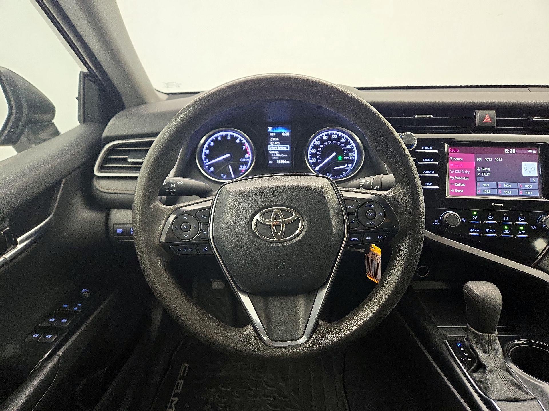 Thumbnail: 2020 Toyota Camry - 10