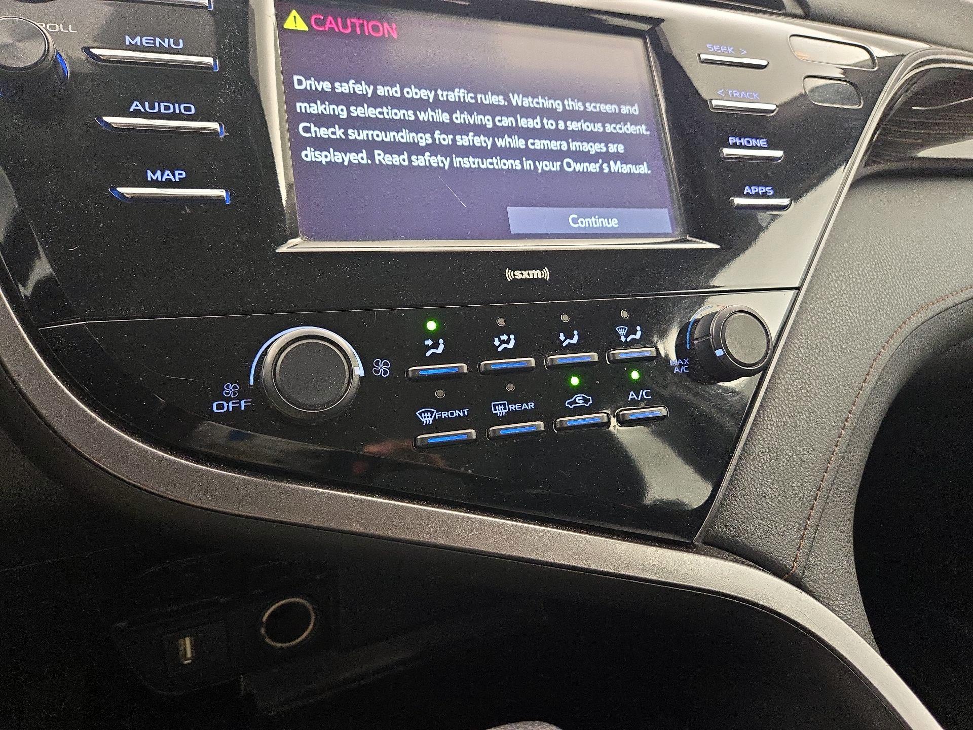 Thumbnail: 2020 Toyota Camry - 16