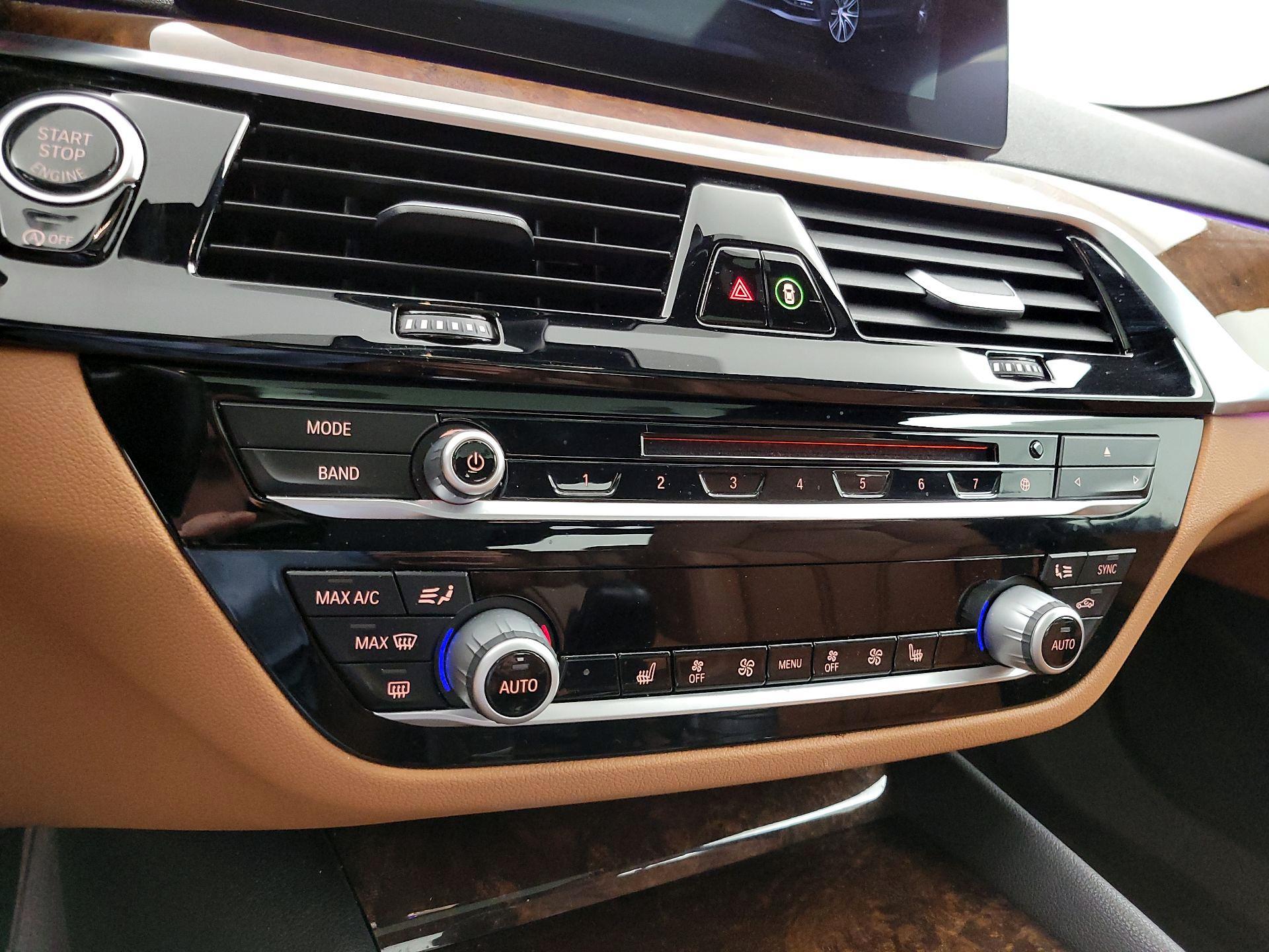 Thumbnail: 2019 BMW 5 Series - 17