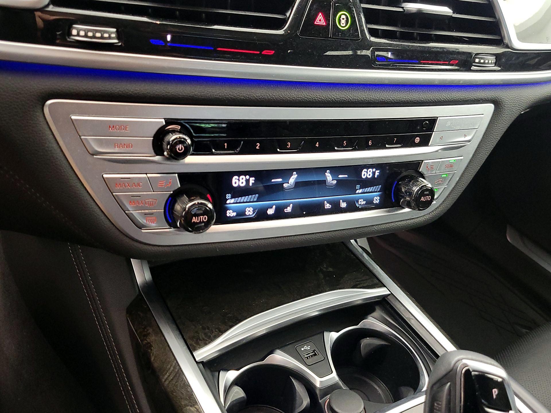 Thumbnail: 2022 BMW 7 Series - 17