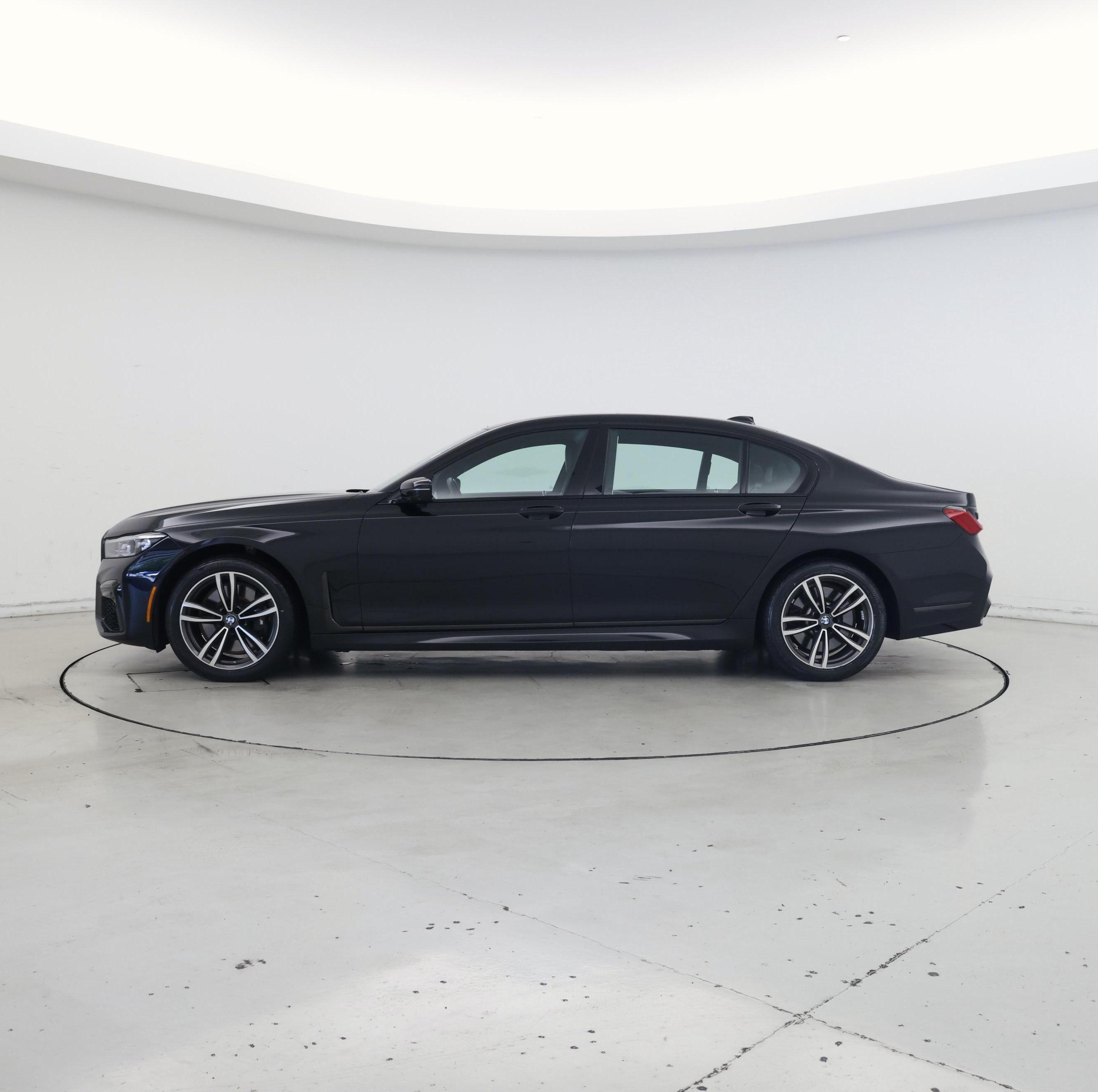 Thumbnail: 2022 BMW 7 Series - 3