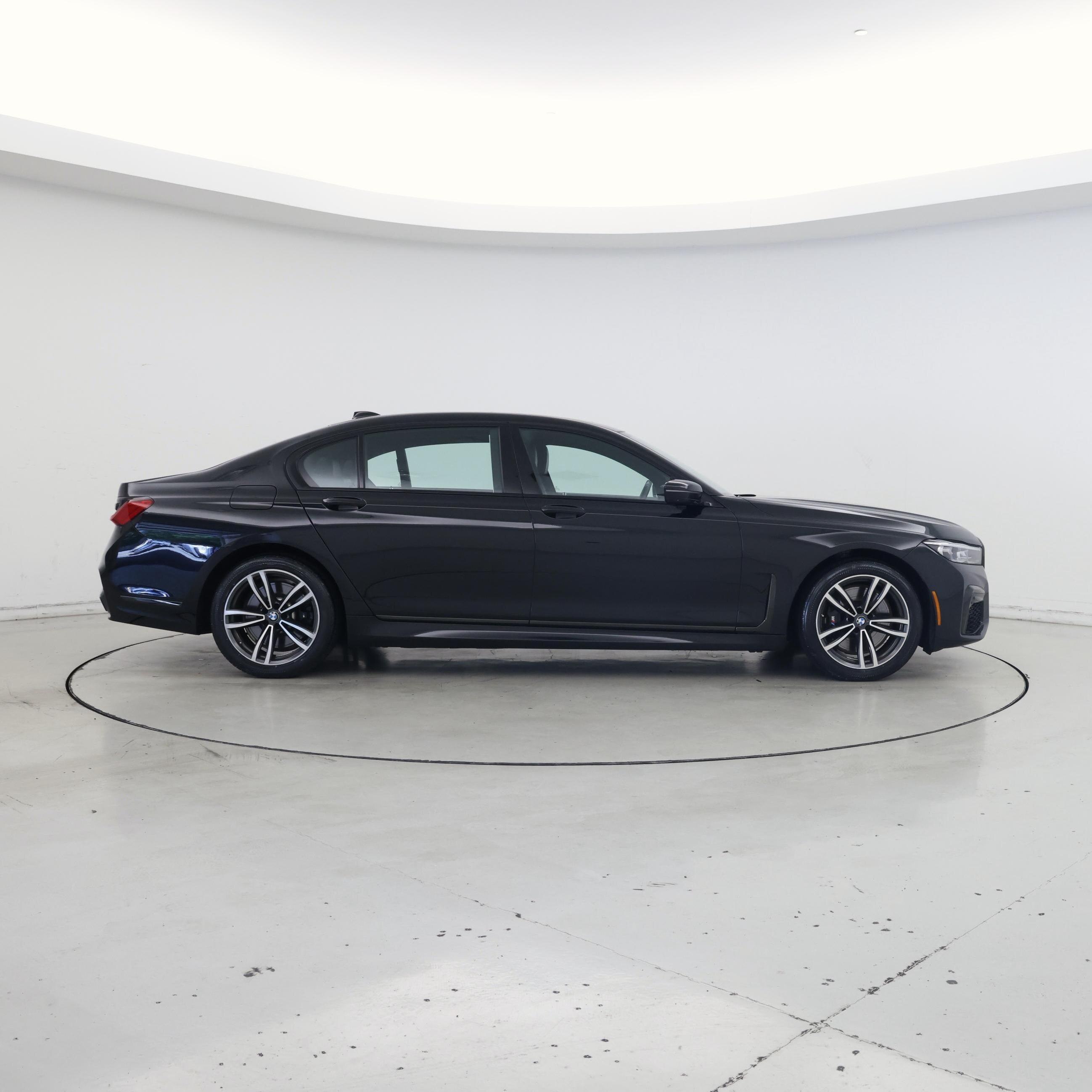 Thumbnail: 2022 BMW 7 Series - 7