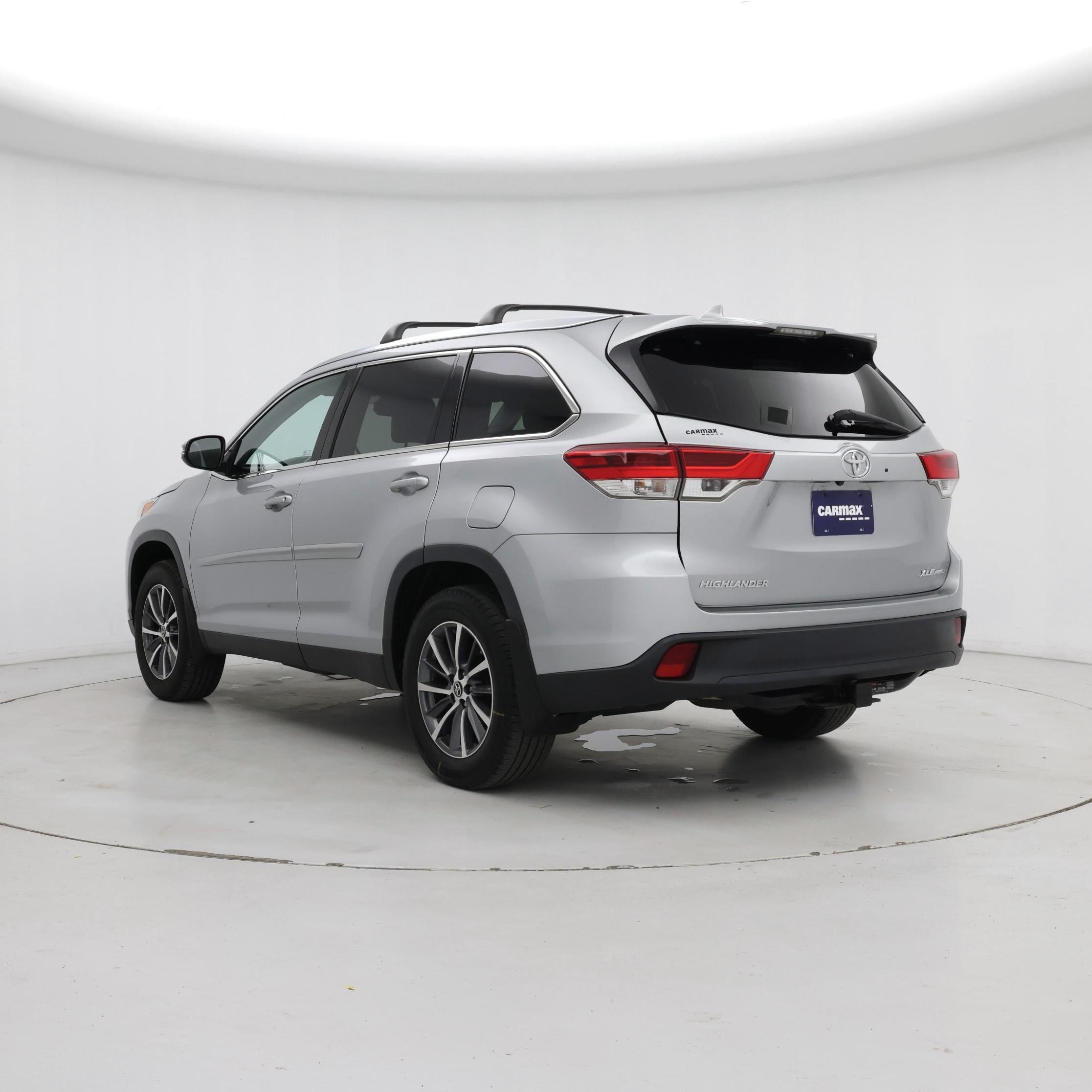 Thumbnail: 2019 Toyota Highlander - 2