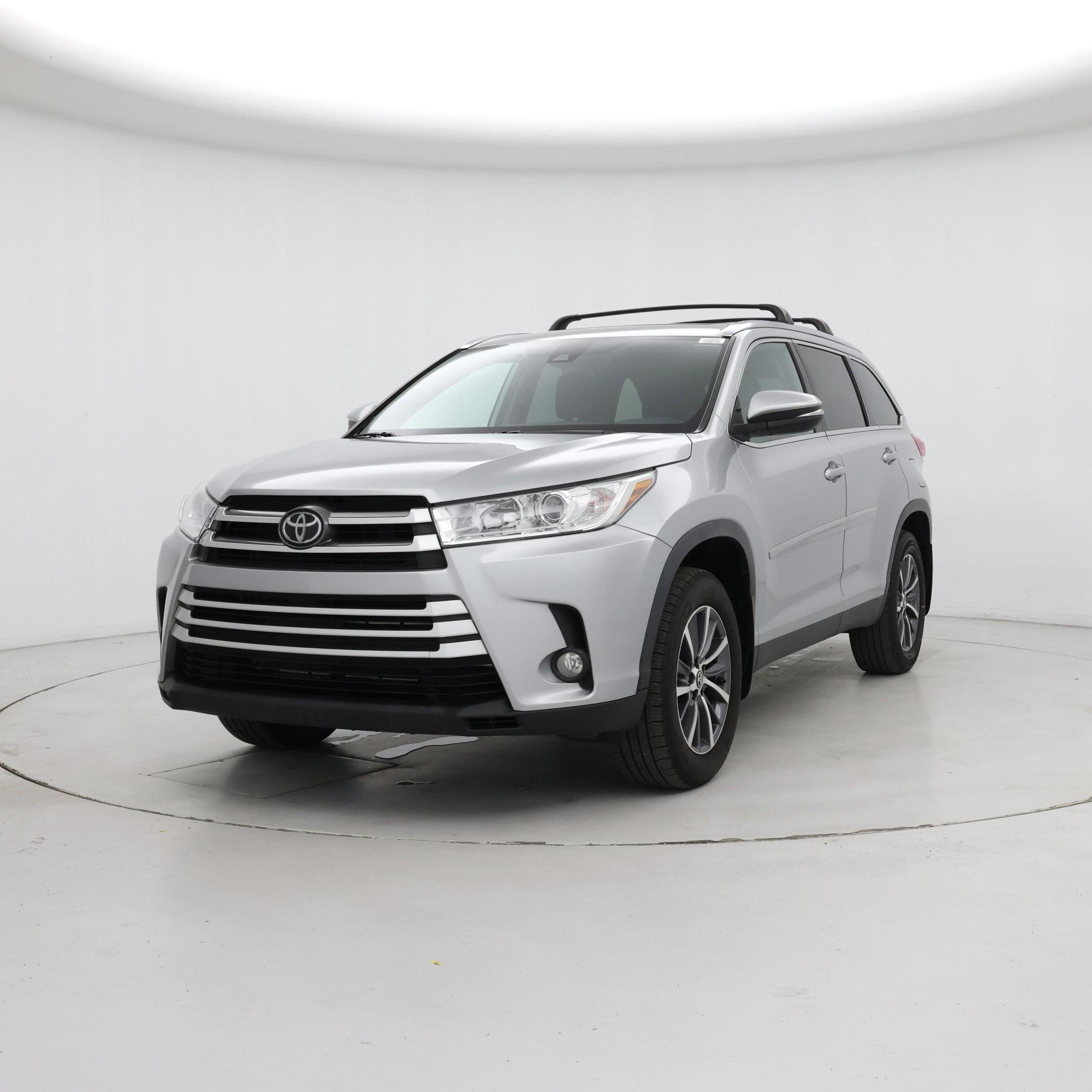 Thumbnail: 2019 Toyota Highlander - 4