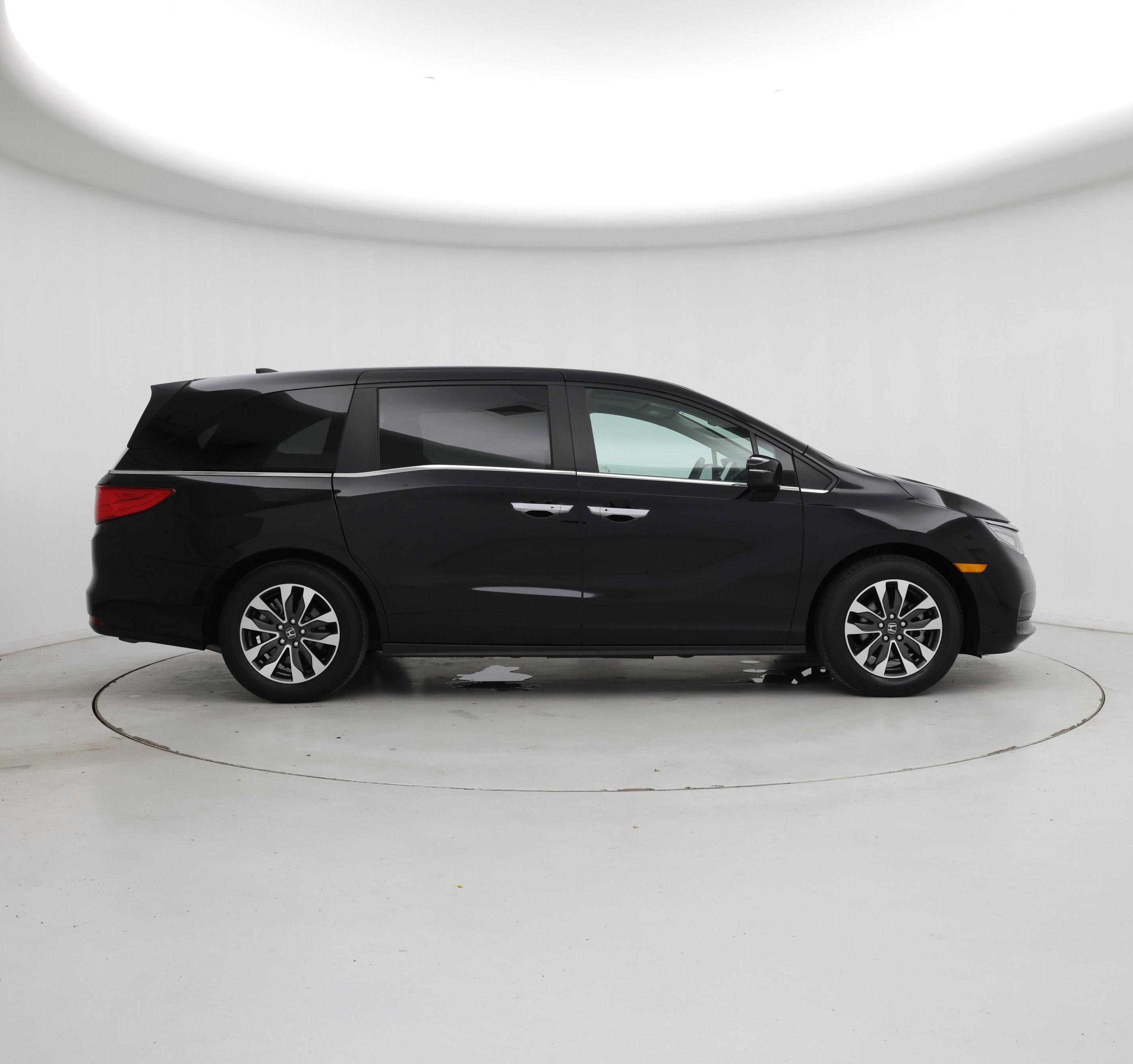 Thumbnail: 2023 Honda Odyssey - 7