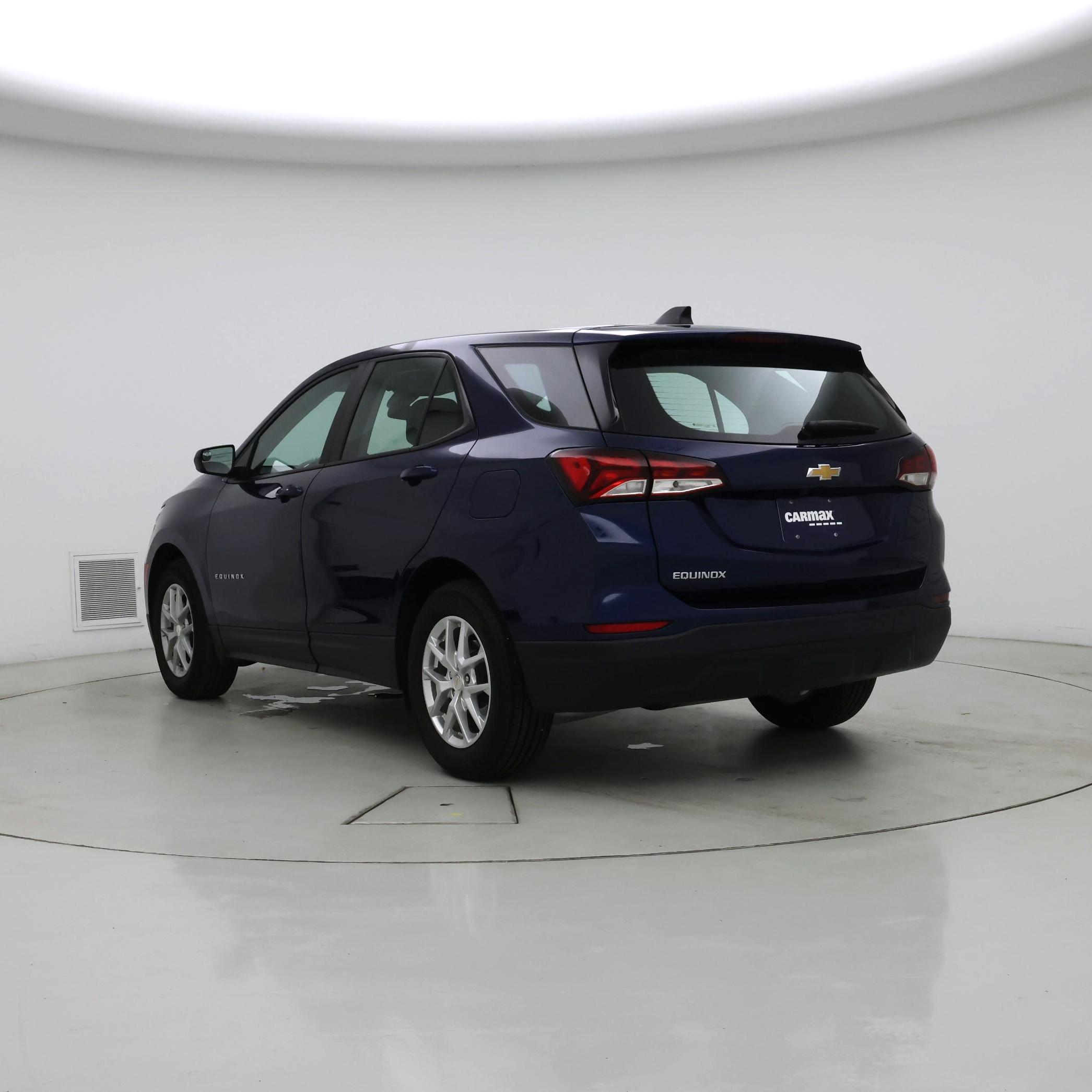 Thumbnail: 2023 Chevrolet Equinox - 2