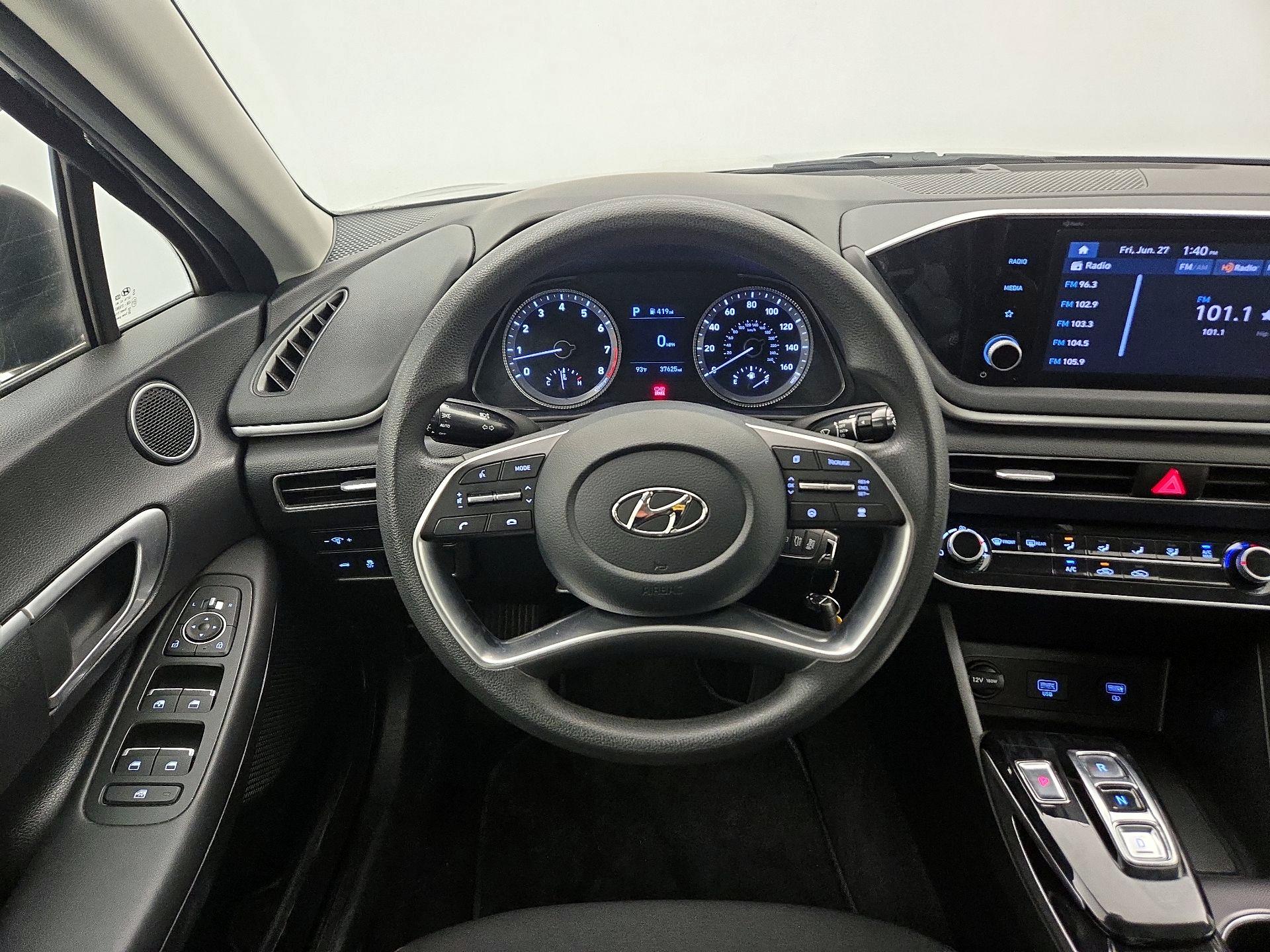 Thumbnail: 2022 Hyundai Sonata - 10