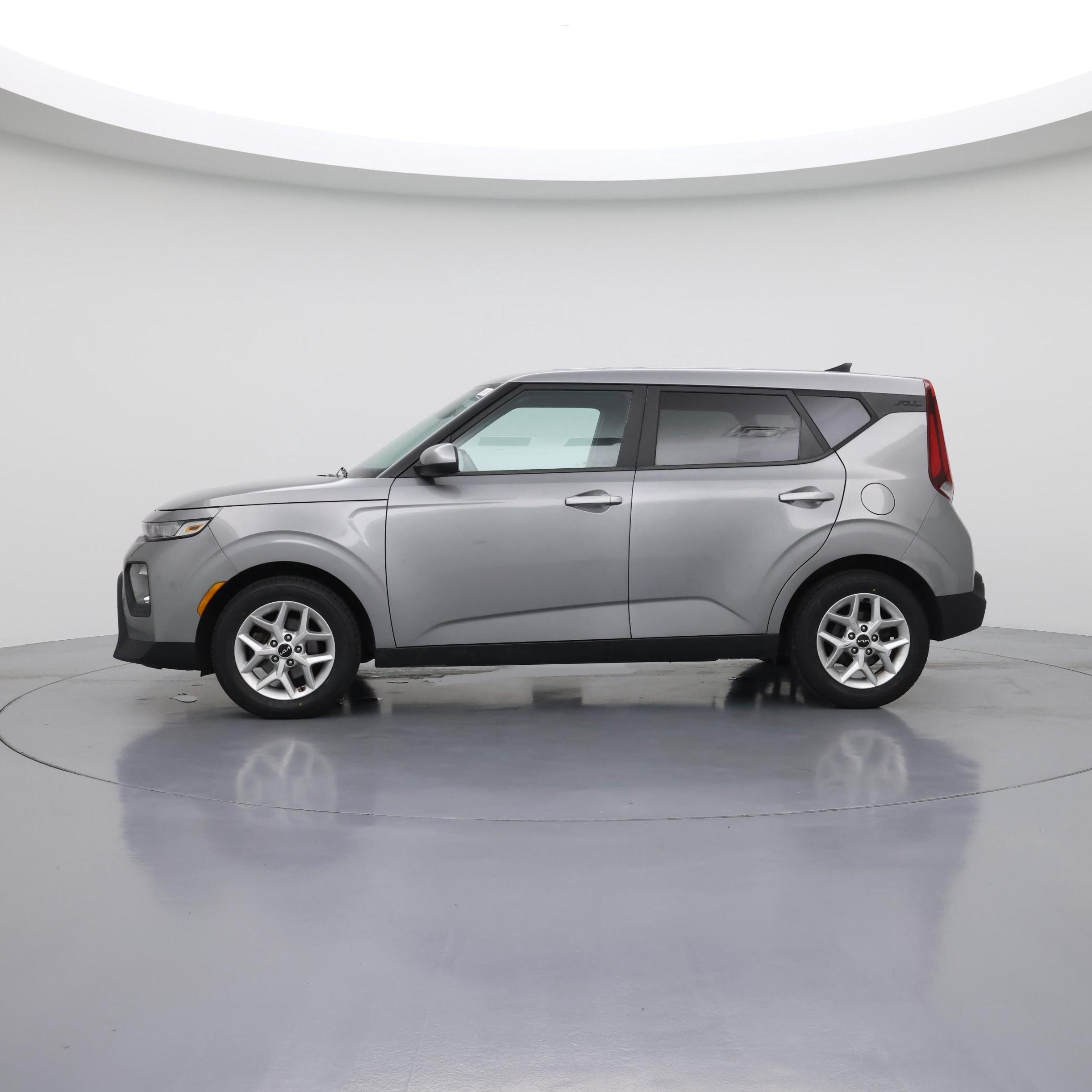 Thumbnail: 2022 Kia Soul - 3