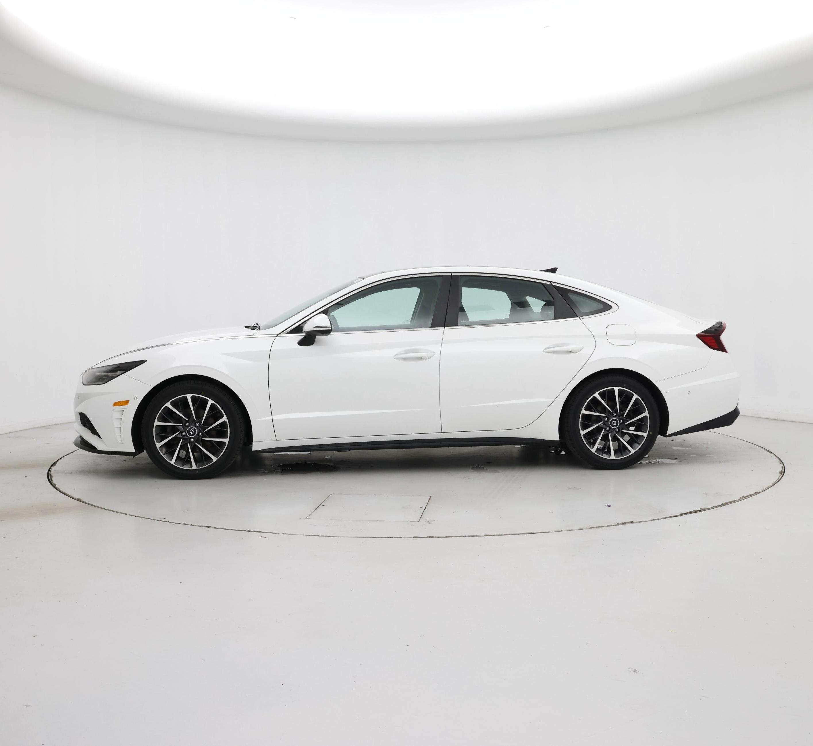 Thumbnail: 2022 Hyundai Sonata - 3