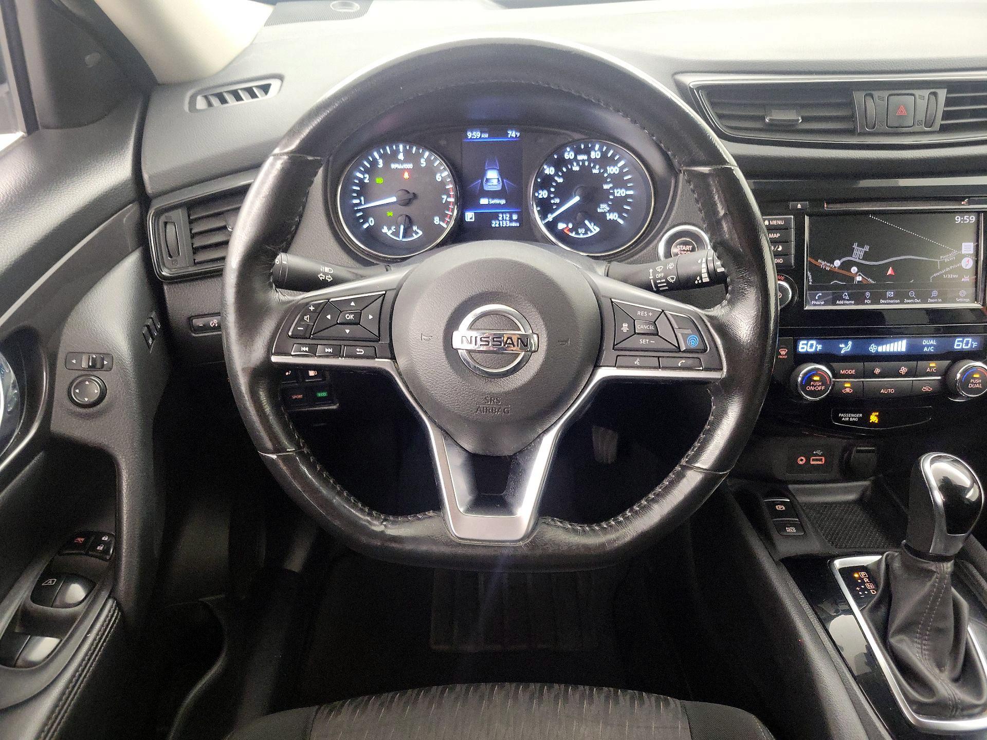 Thumbnail: 2019 Nissan Rogue - 10