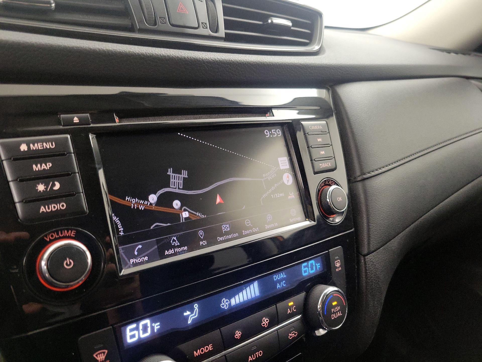 Thumbnail: 2019 Nissan Rogue - 14