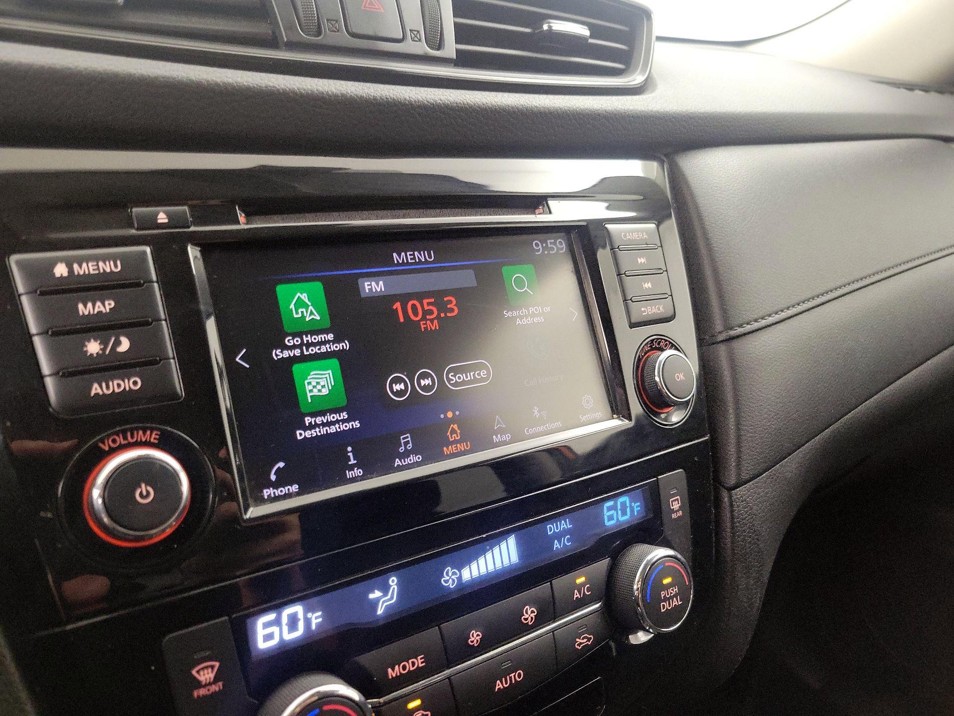 Thumbnail: 2019 Nissan Rogue - 16