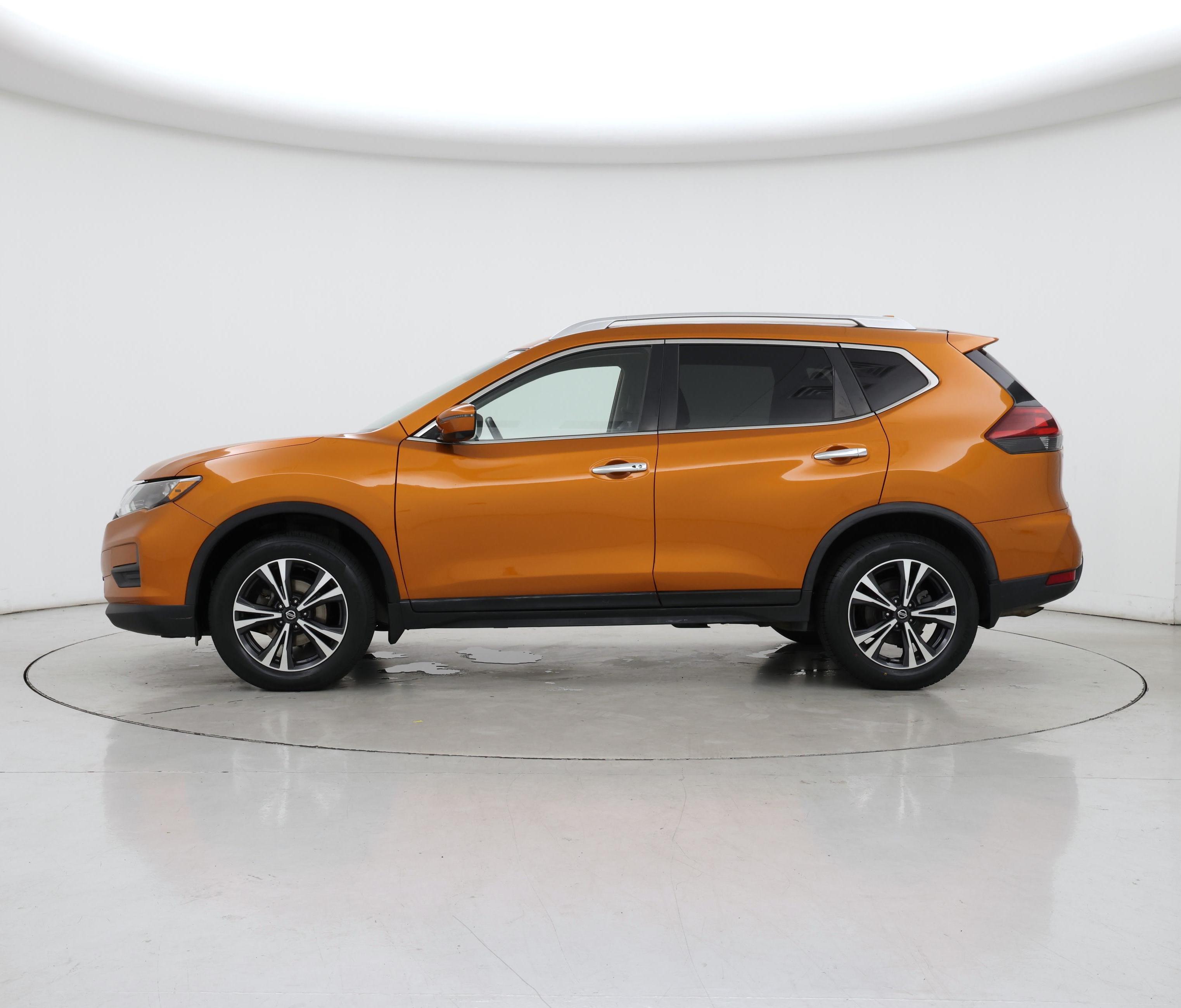 Thumbnail: 2019 Nissan Rogue - 3