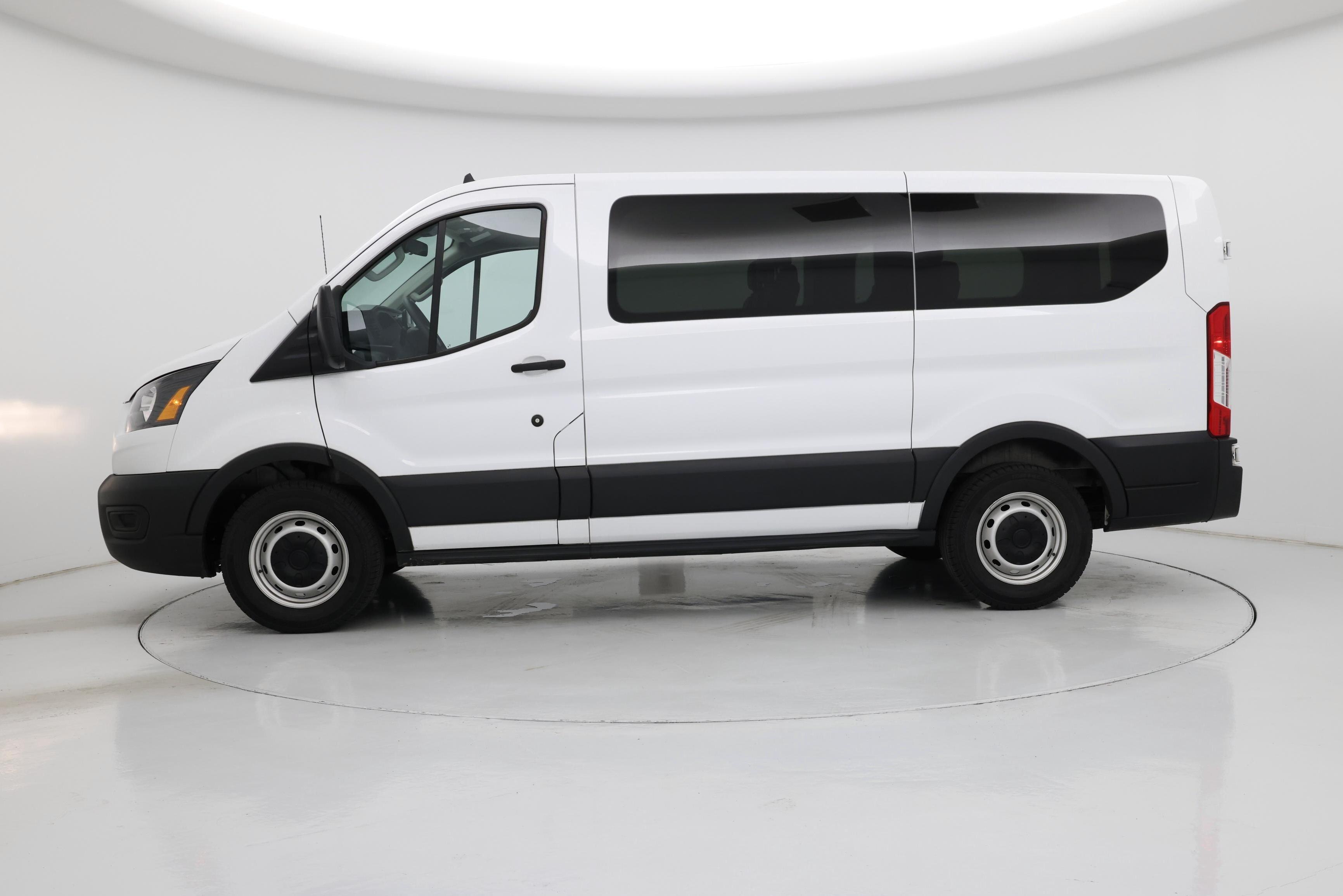 Thumbnail: 2021 Ford Transit Series - 3