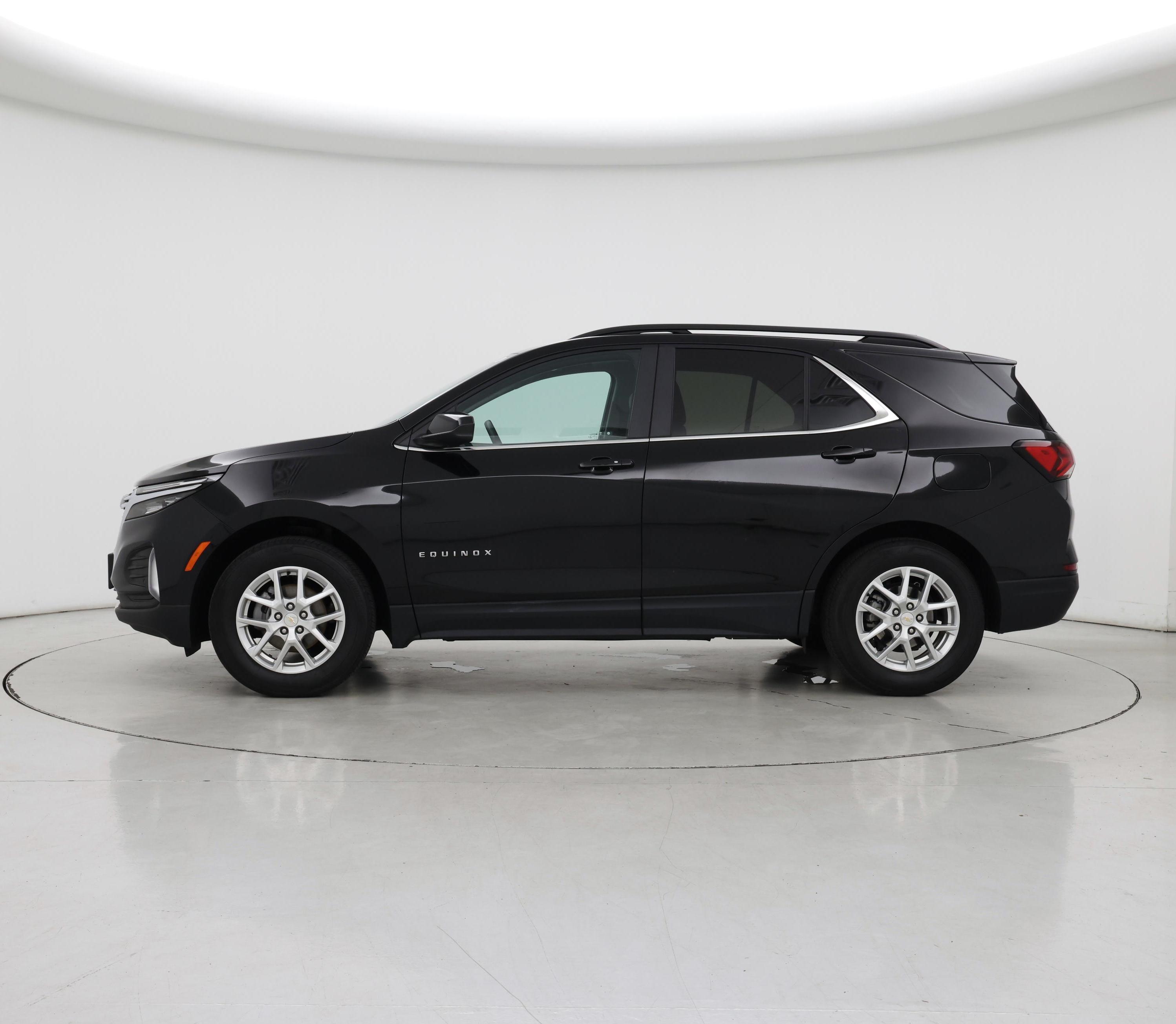 Thumbnail: 2023 Chevrolet Equinox - 3