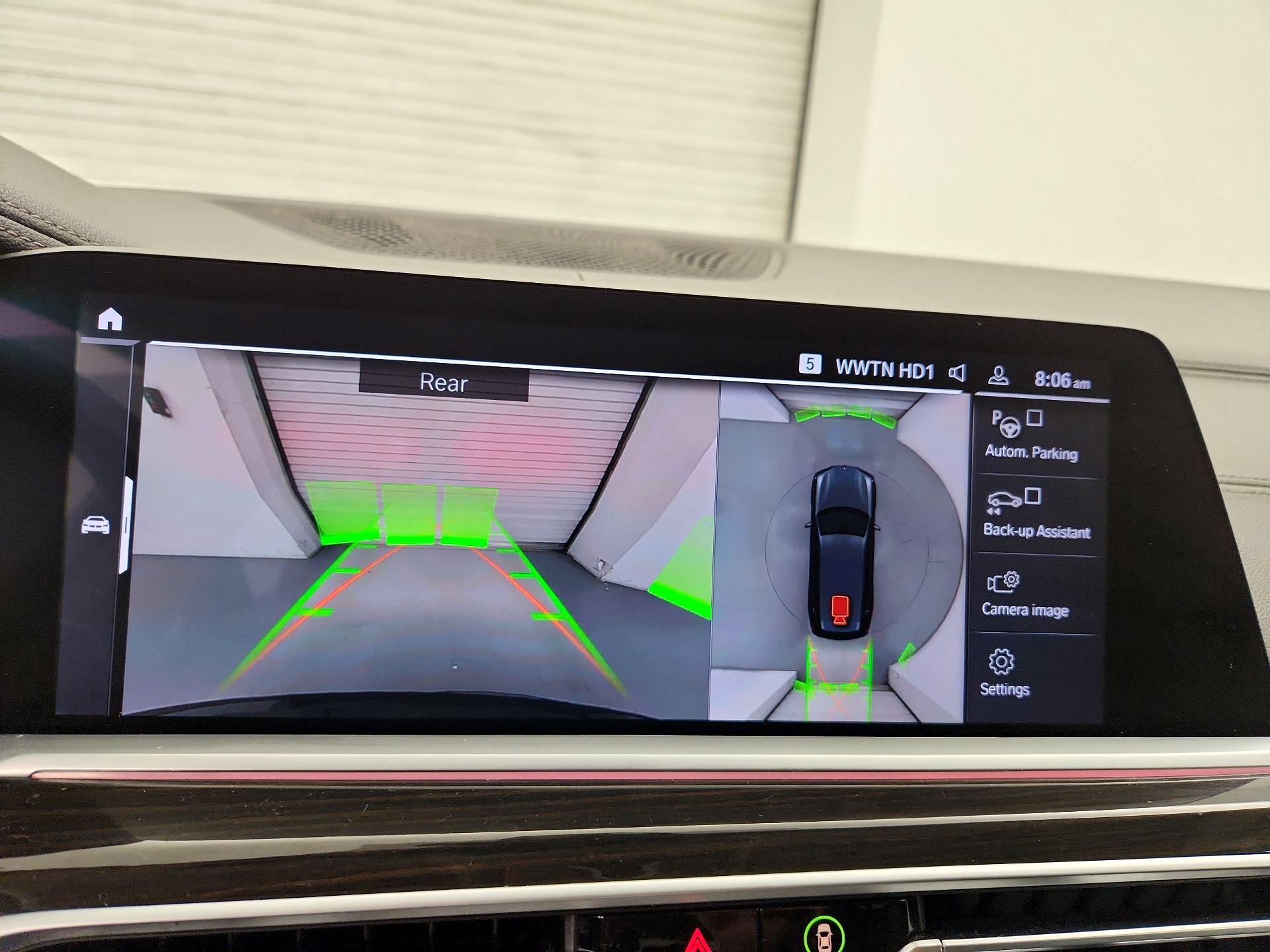 Thumbnail: 2019 BMW X7 - 15