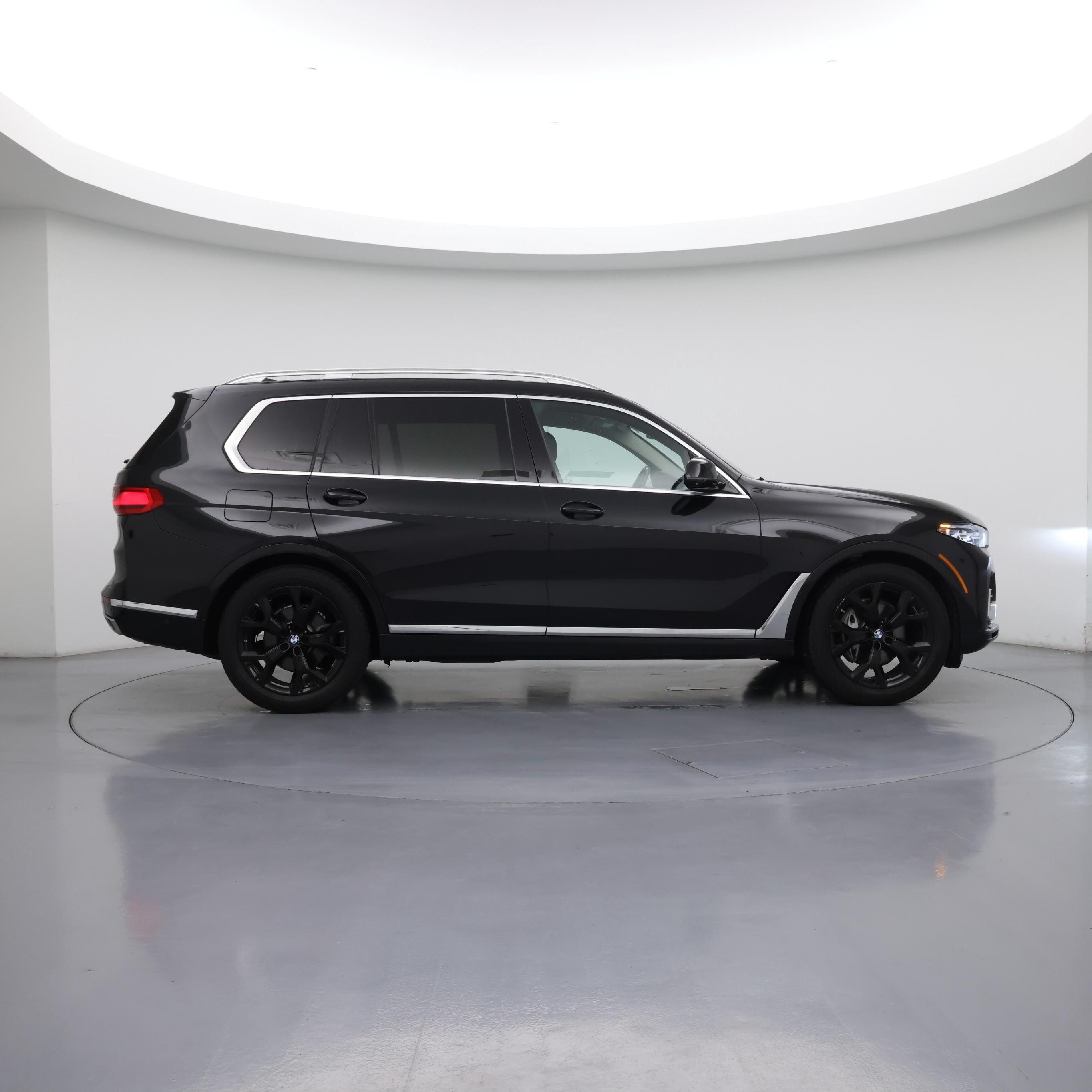 Thumbnail: 2019 BMW X7 - 7