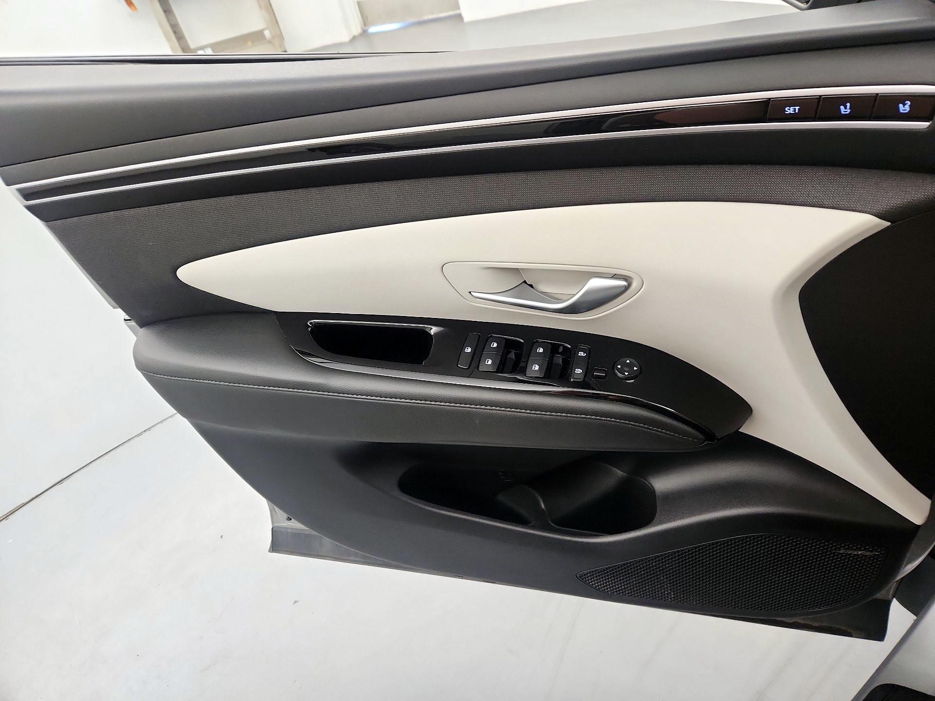 Thumbnail: 2022 Hyundai Tucson - 12