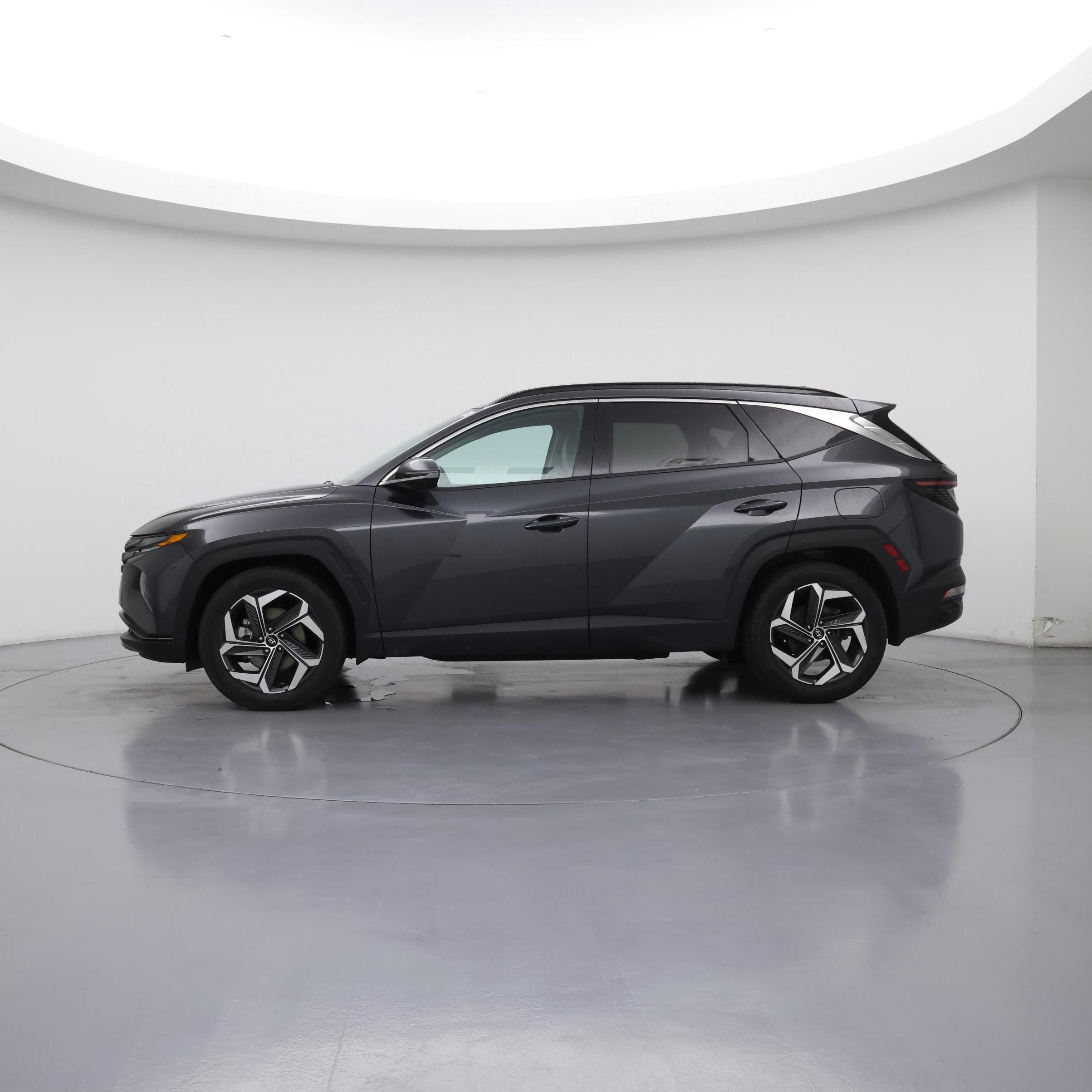 Thumbnail: 2022 Hyundai Tucson - 3