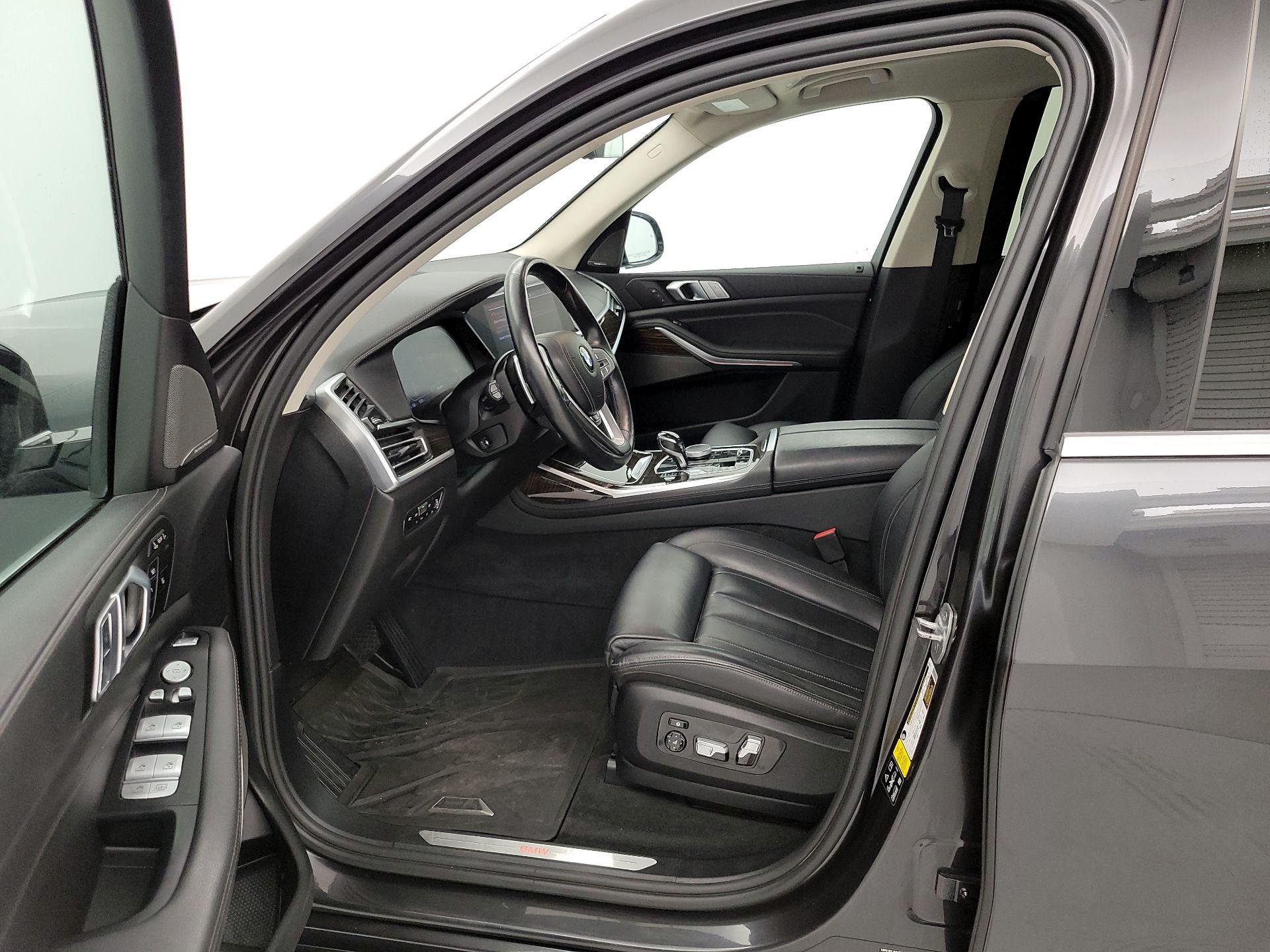 Thumbnail: 2020 BMW X7 - 11