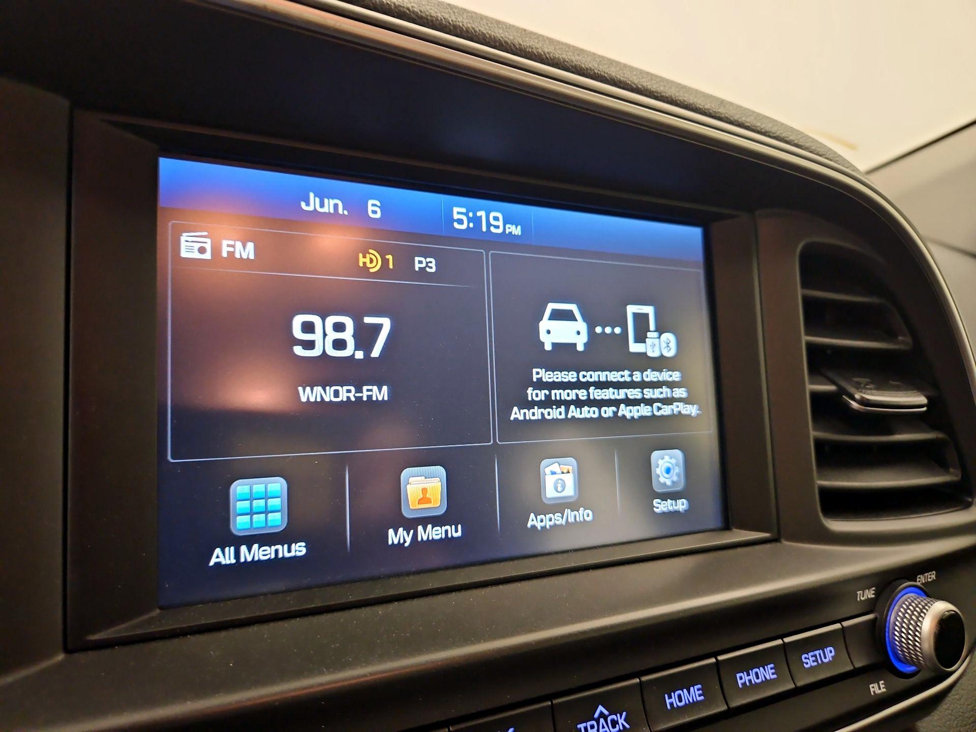 Thumbnail: 2019 Hyundai Elantra - 15