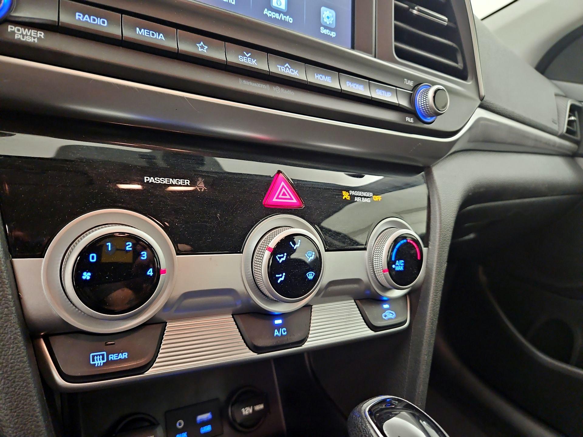 Thumbnail: 2019 Hyundai Elantra - 16