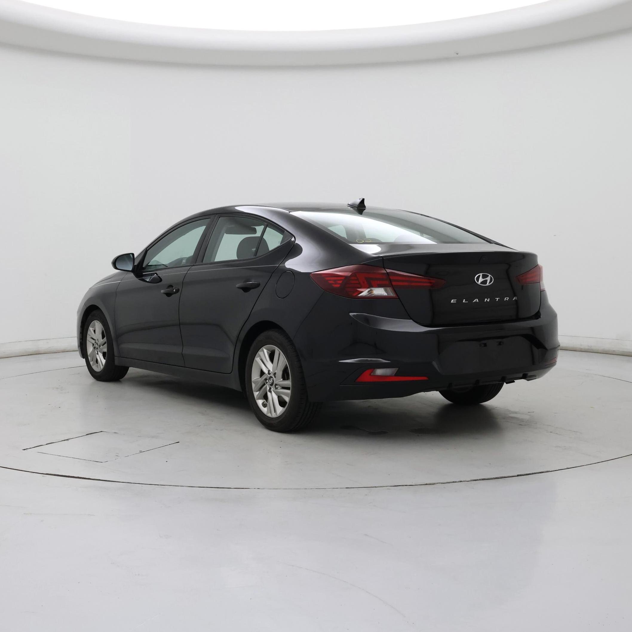 Thumbnail: 2019 Hyundai Elantra - 2