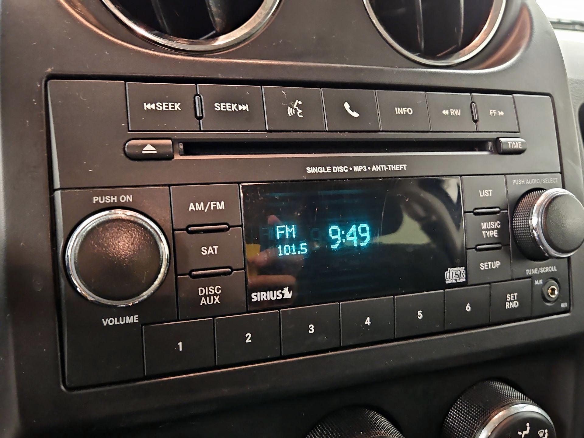 Thumbnail: 2016 Jeep Patriot - 13