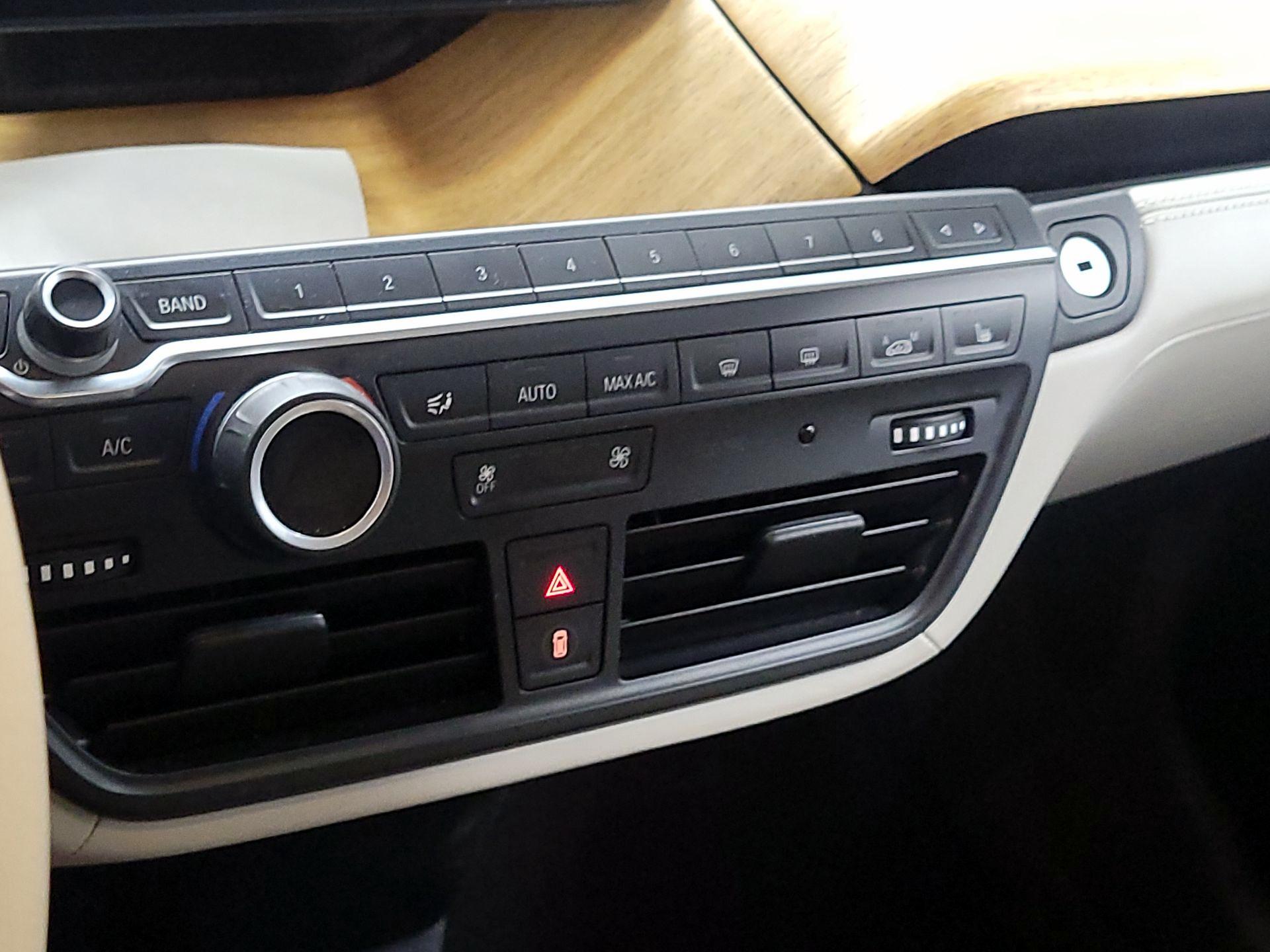 Thumbnail: 2015 BMW i3 - 15