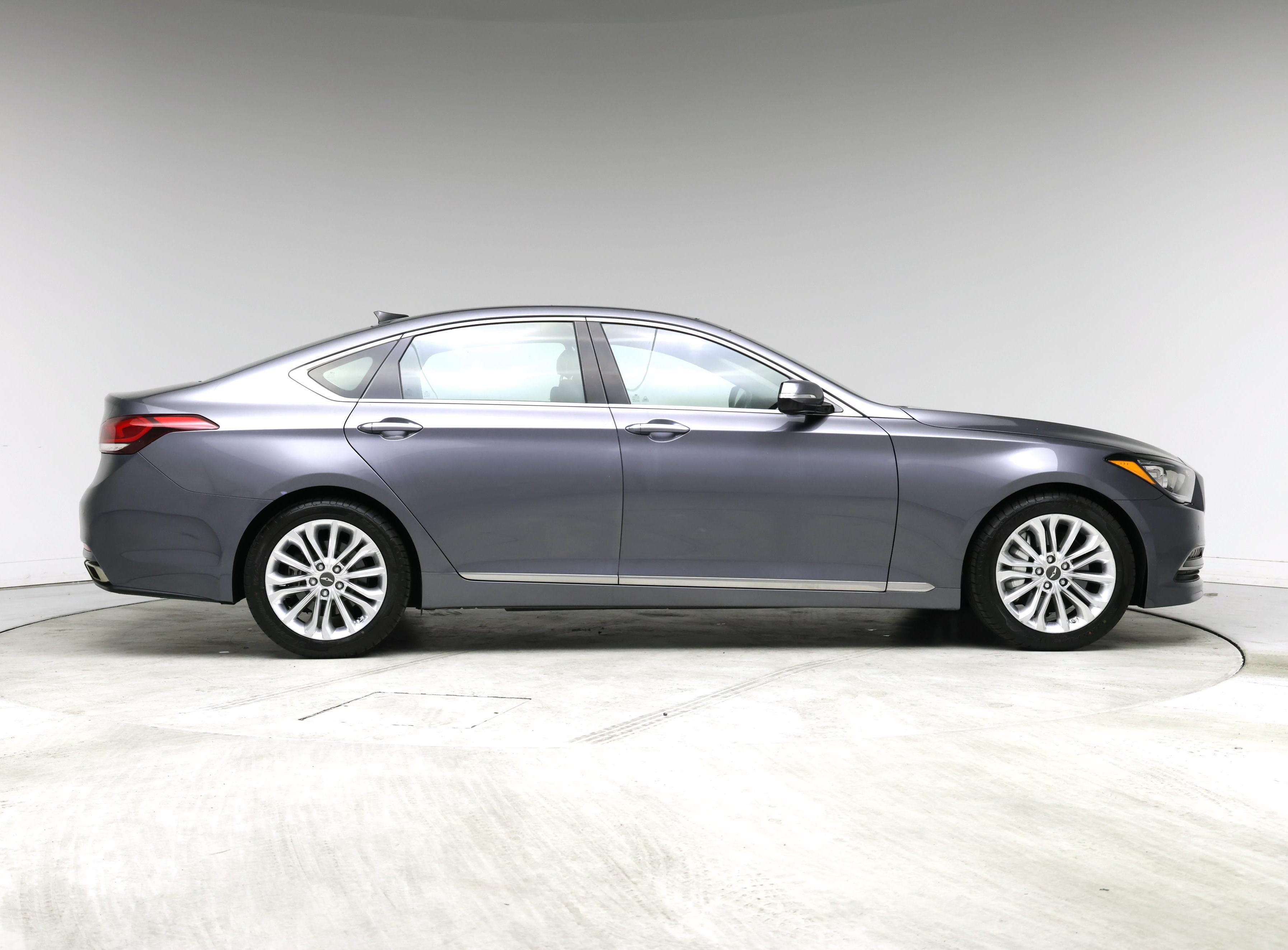 Thumbnail: 2015 Hyundai Genesis - 7