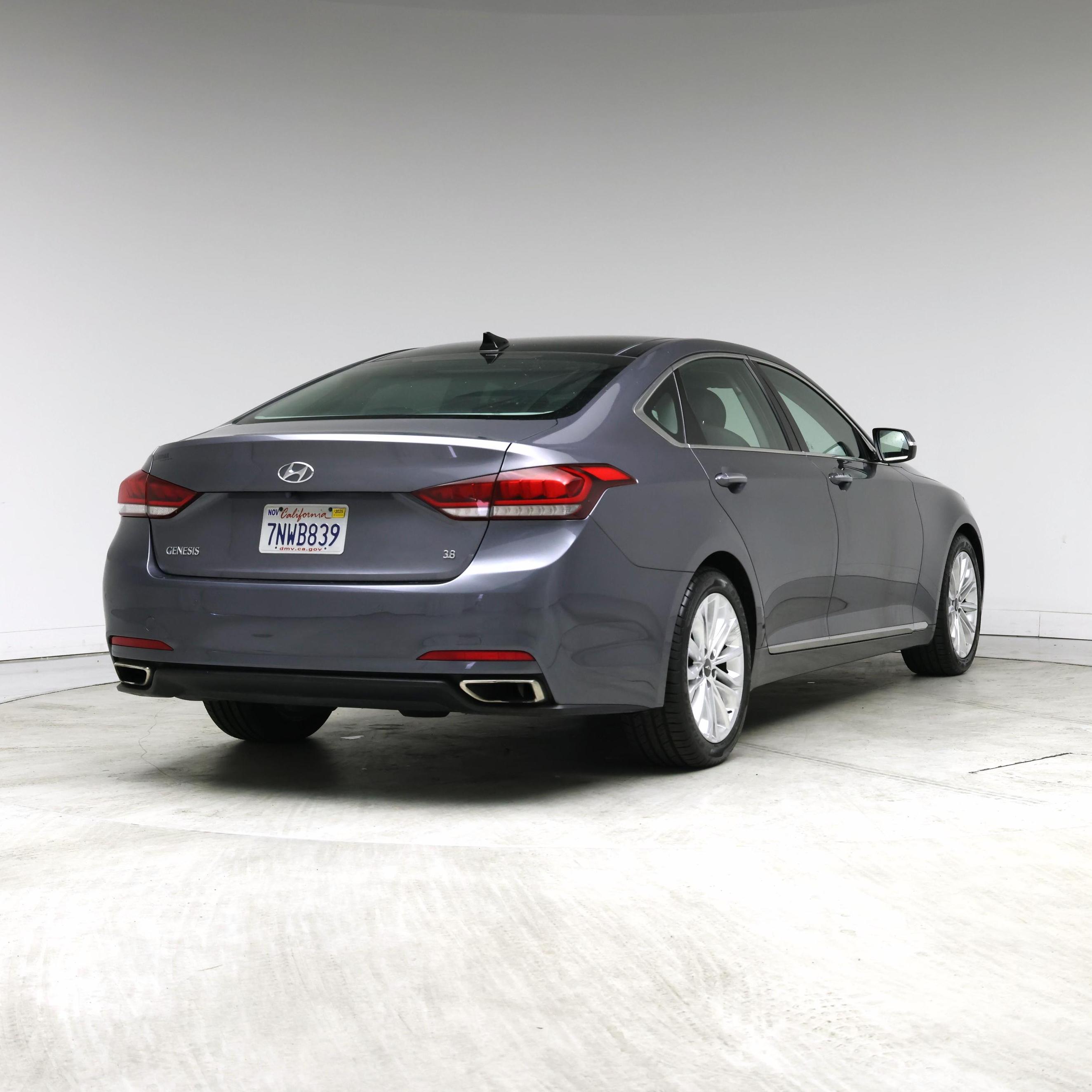 Thumbnail: 2015 Hyundai Genesis - 8