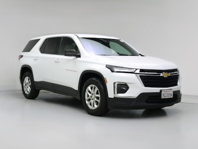 White 2023 Chevrolet Traverse LS