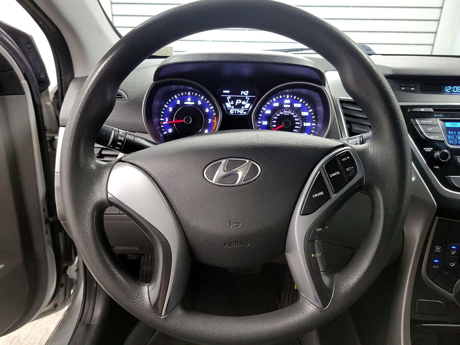 Thumbnail: 2016 Hyundai Elantra - 10