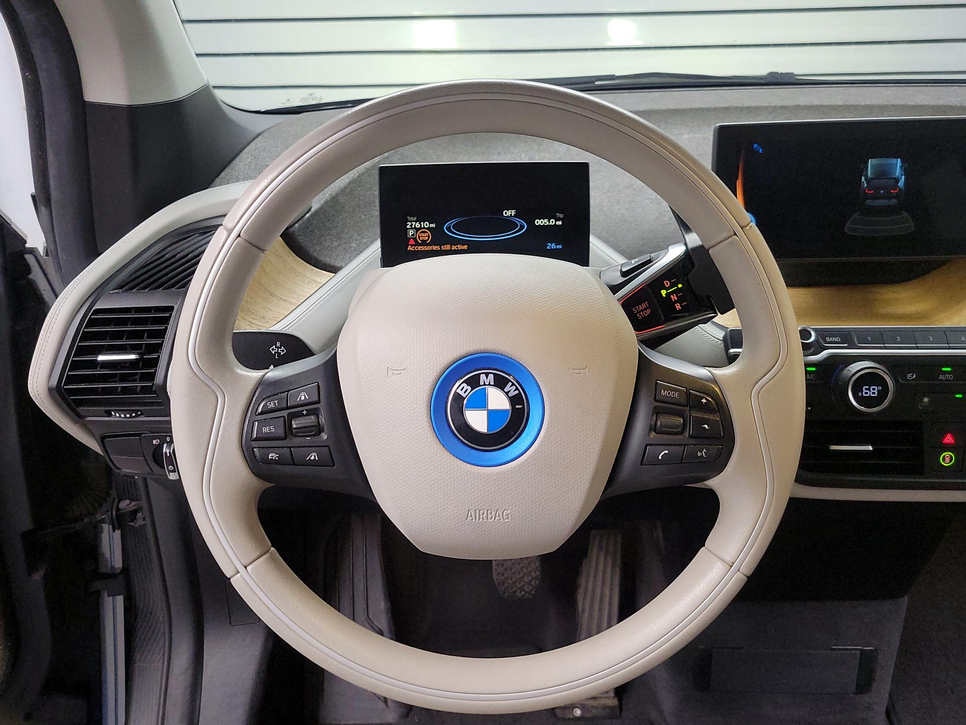 Thumbnail: 2015 BMW i3 - 10