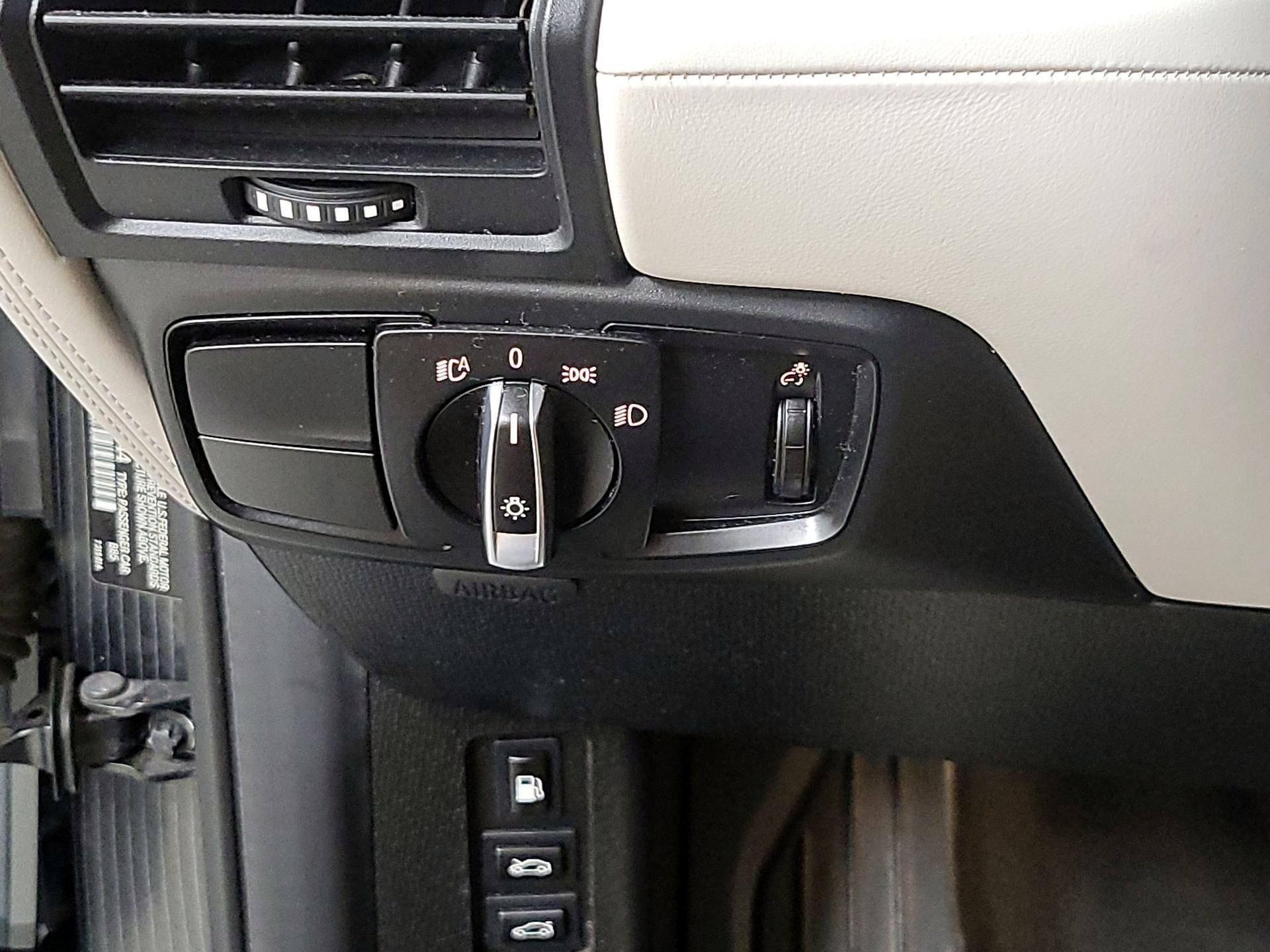 Thumbnail: 2015 BMW i3 - 13