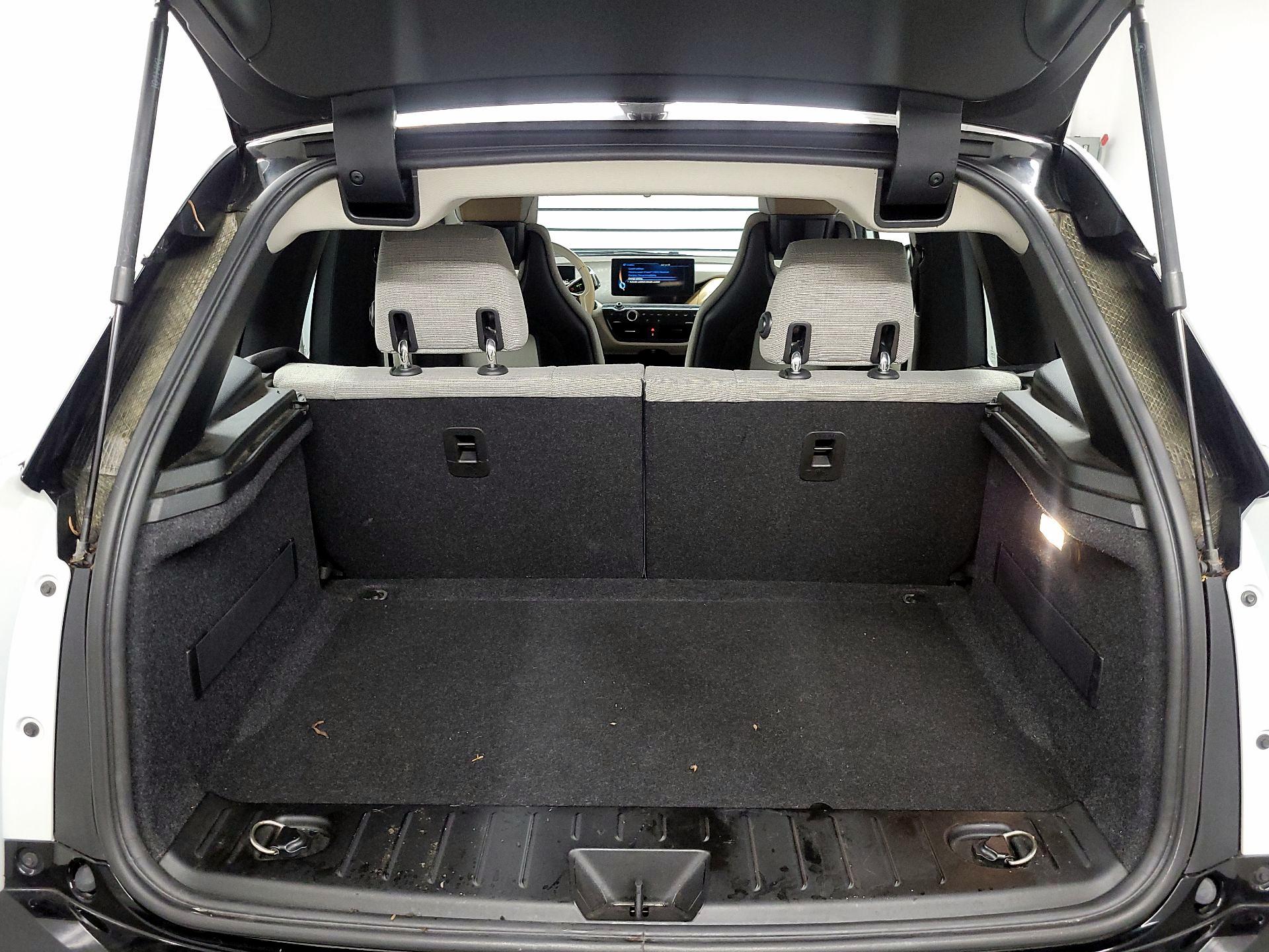 Thumbnail: 2015 BMW i3 - 19