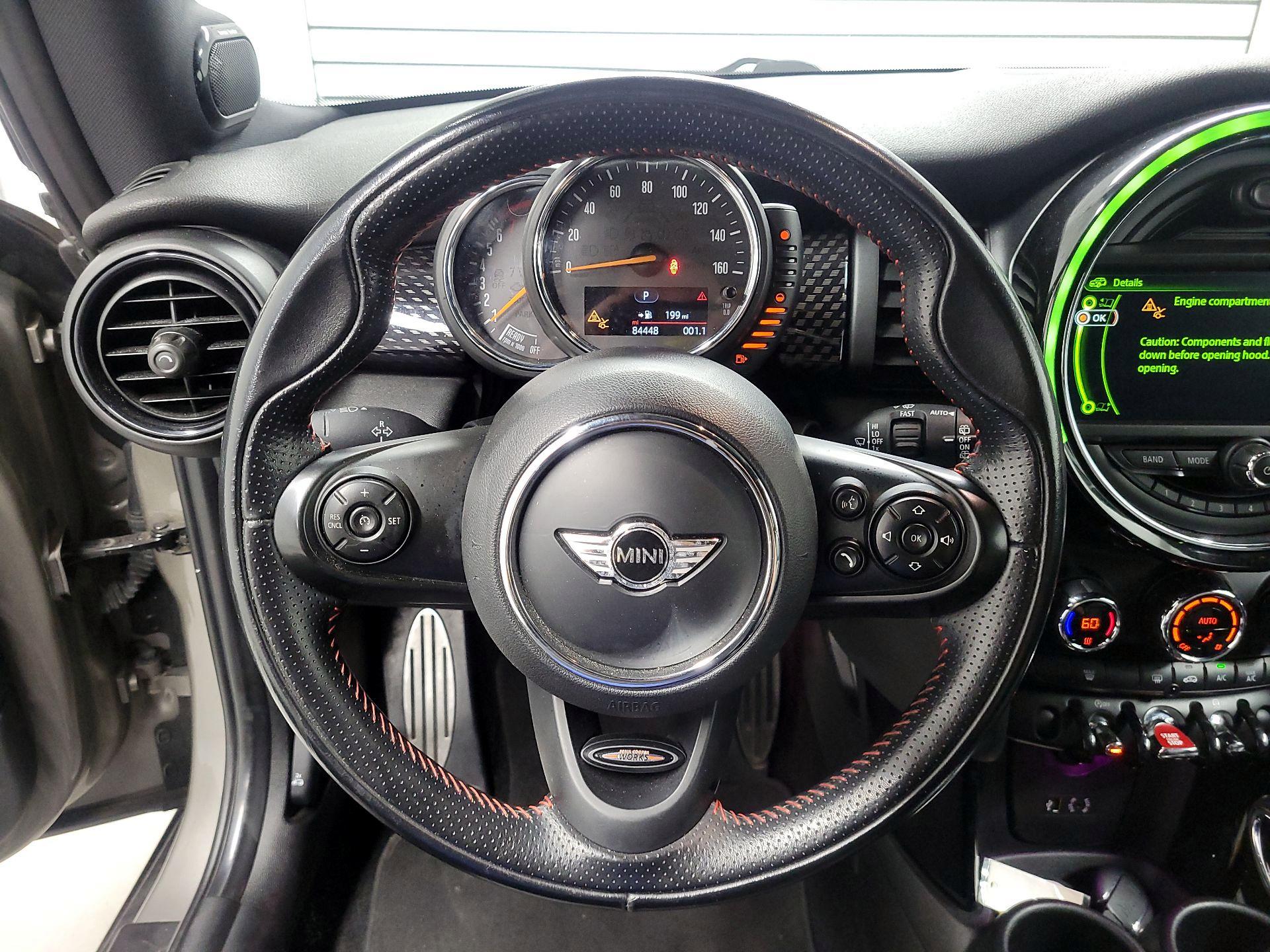 Thumbnail: 2017 MINI Cooper Hardtop - 10