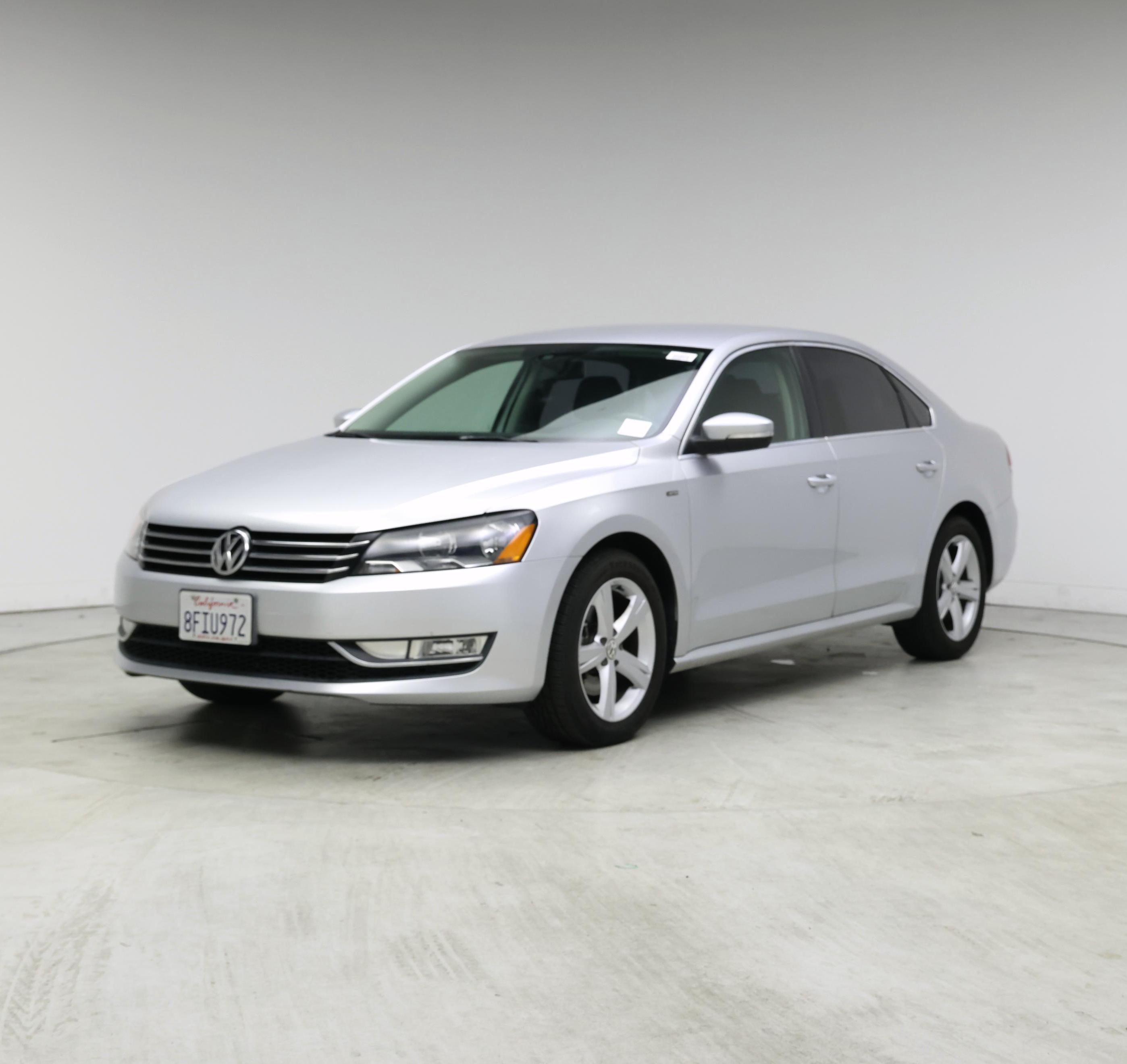 Thumbnail: 2015 Volkswagen Passat - 4
