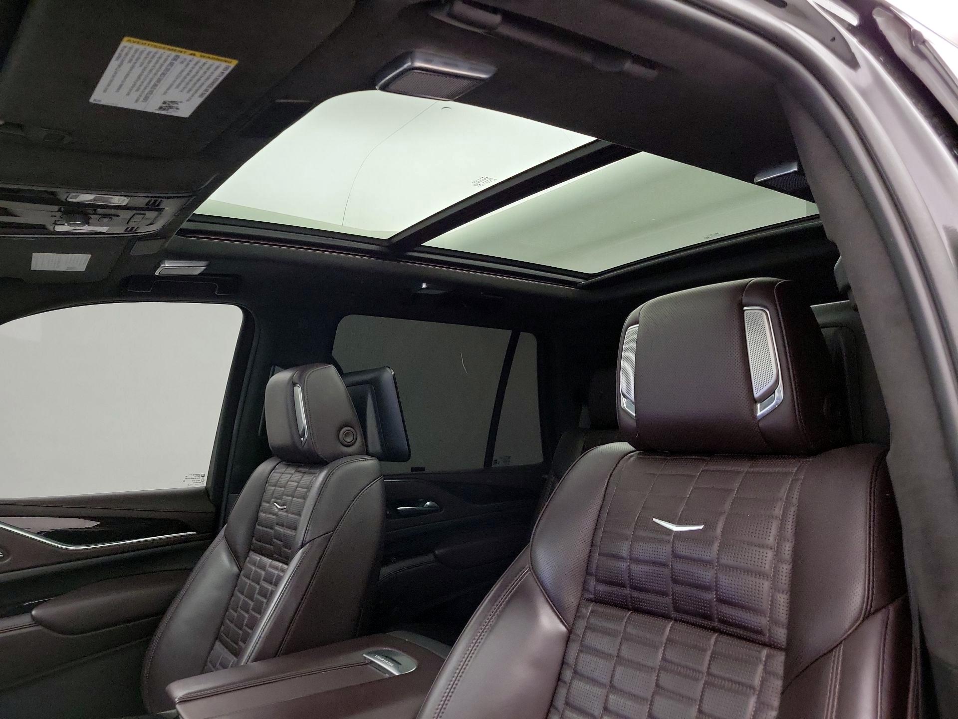 Thumbnail: 2022 Cadillac Escalade - 20