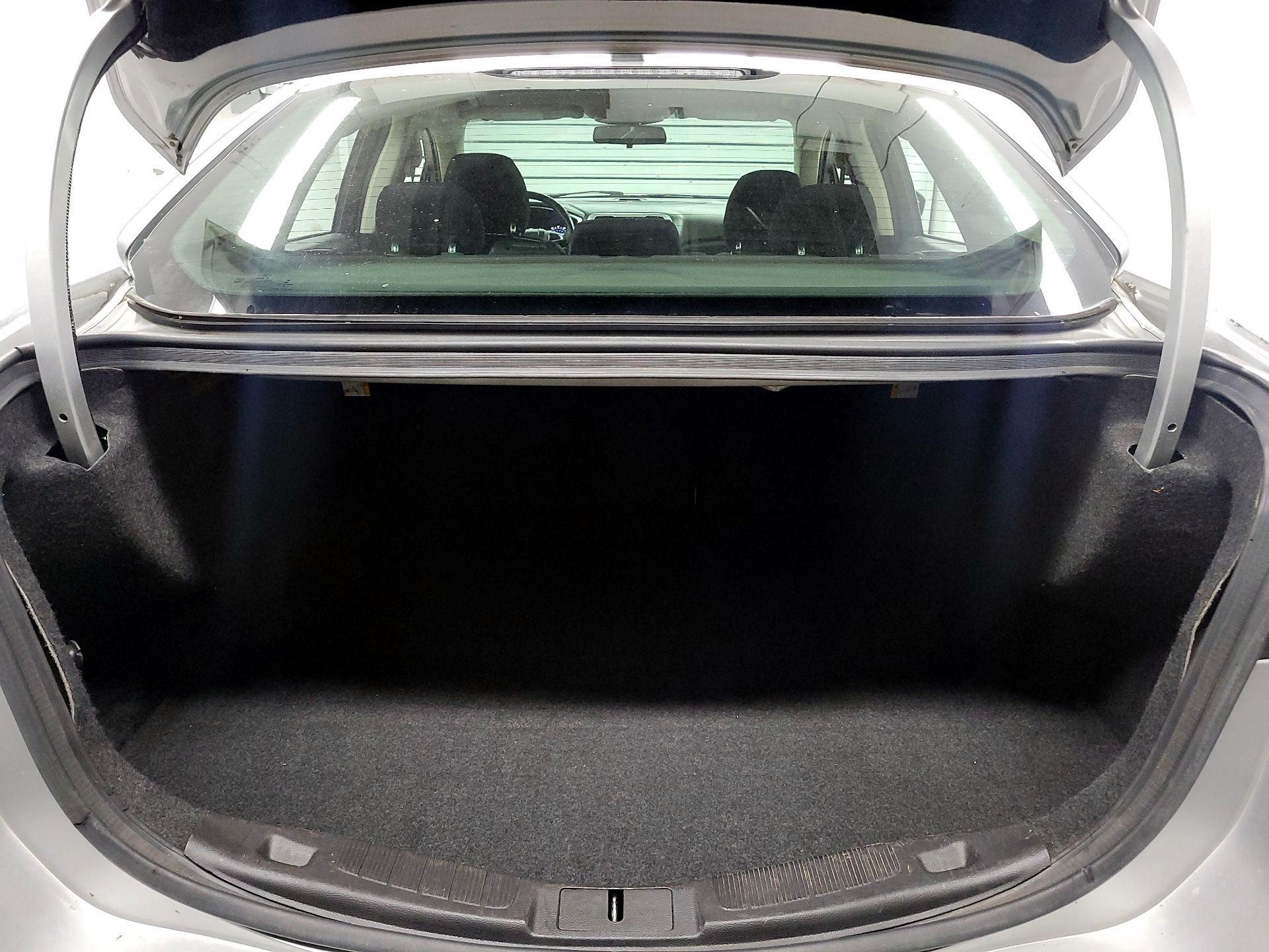 Thumbnail: 2014 Ford Fusion - 18