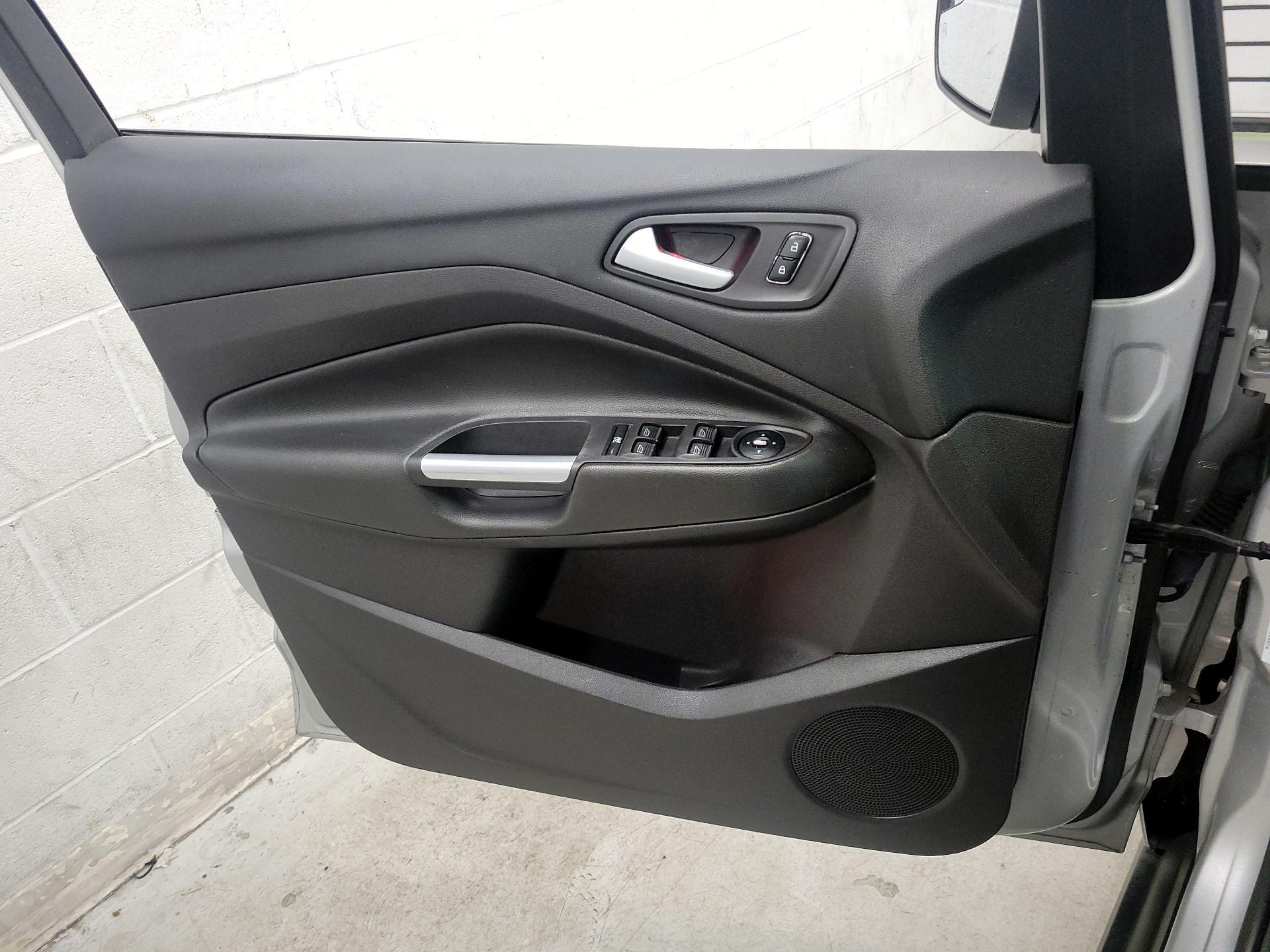 Thumbnail: 2013 Ford C-Max - 12
