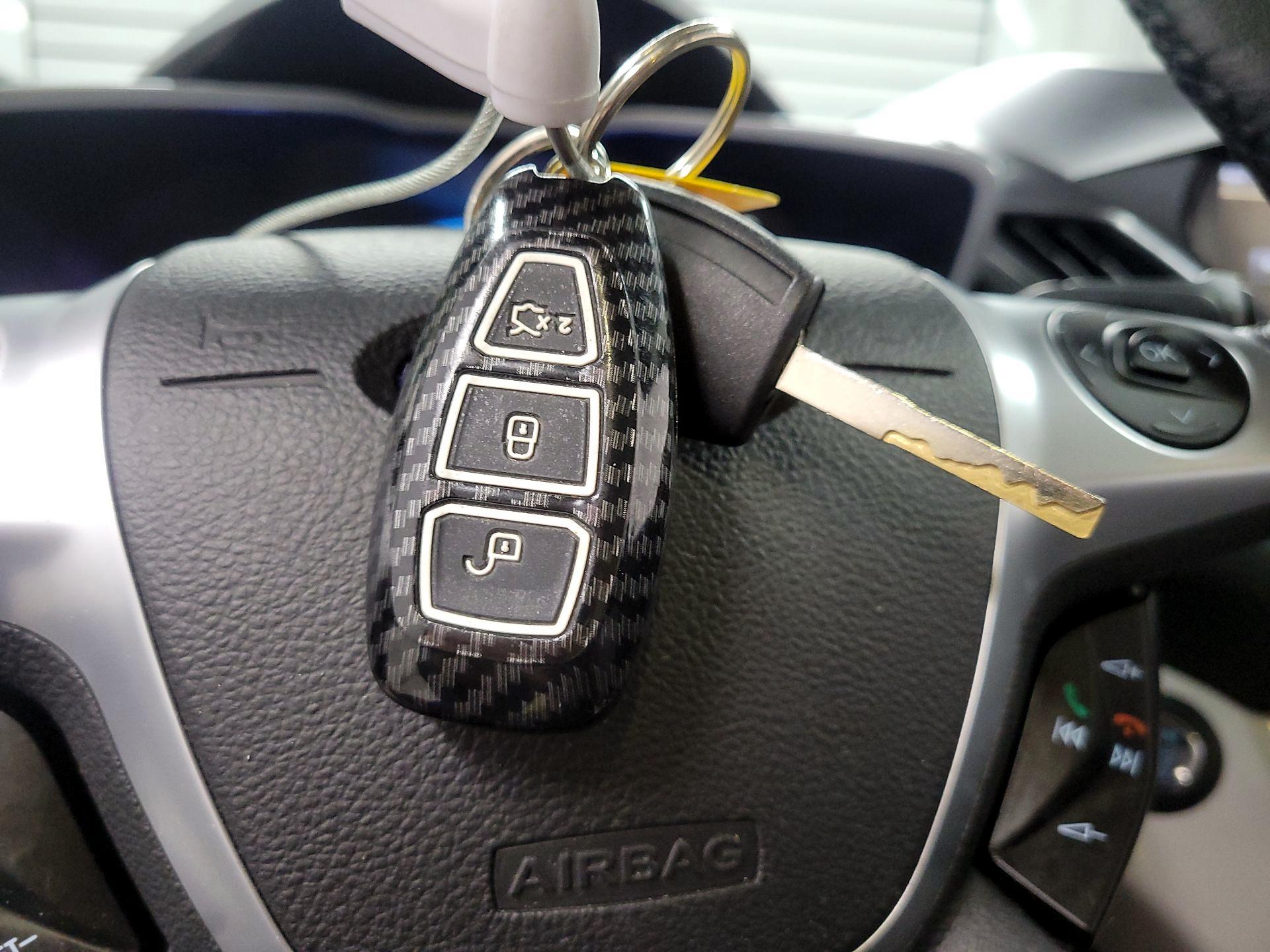 Thumbnail: 2013 Ford C-Max - 20